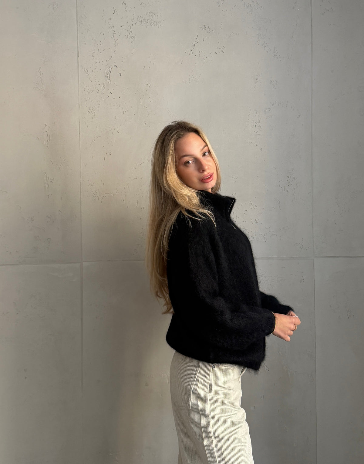 Mohair Zip-Strickjacke mit Stehkragen