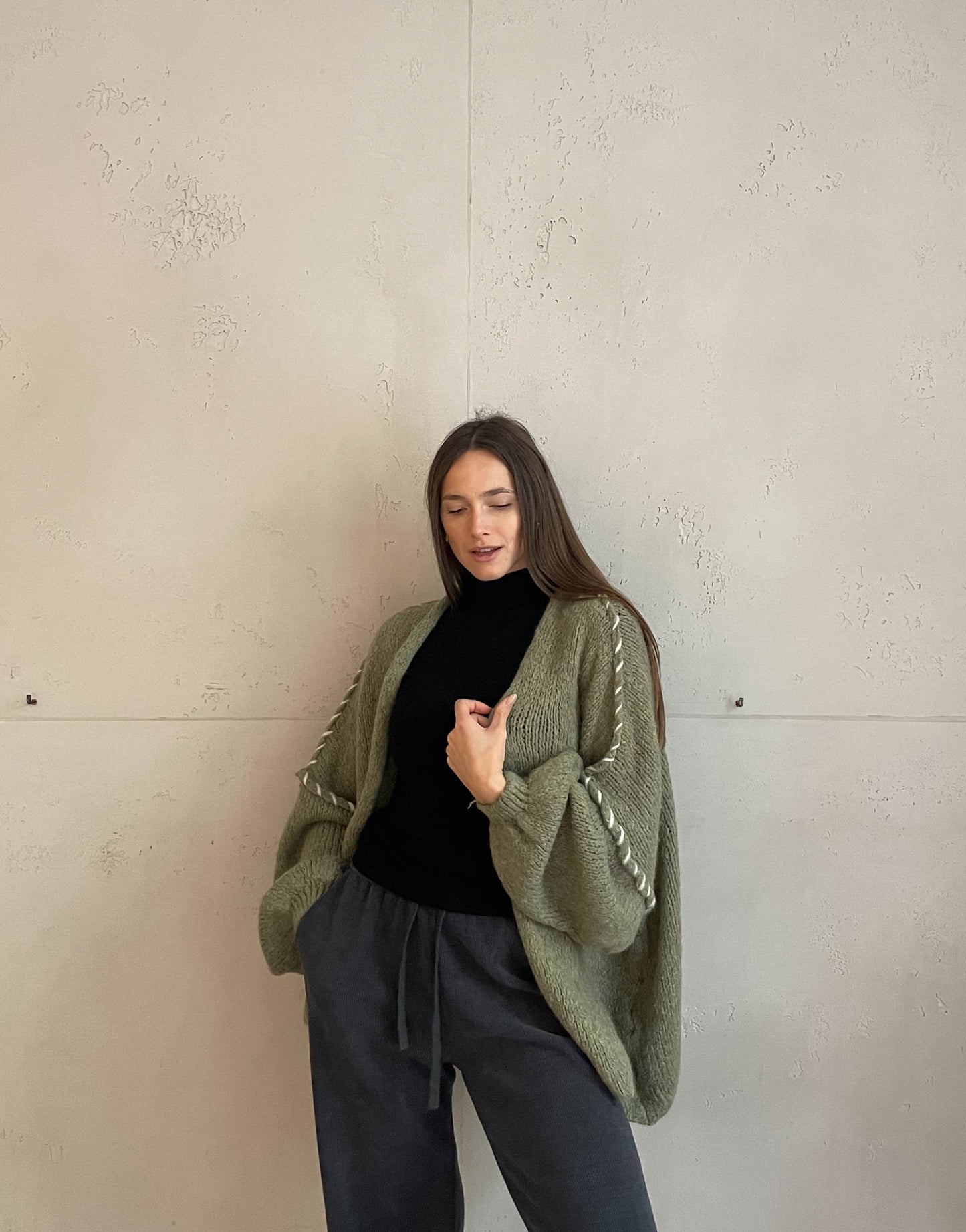 Oversize Strickjacke mit abgesetzter Aussennaht