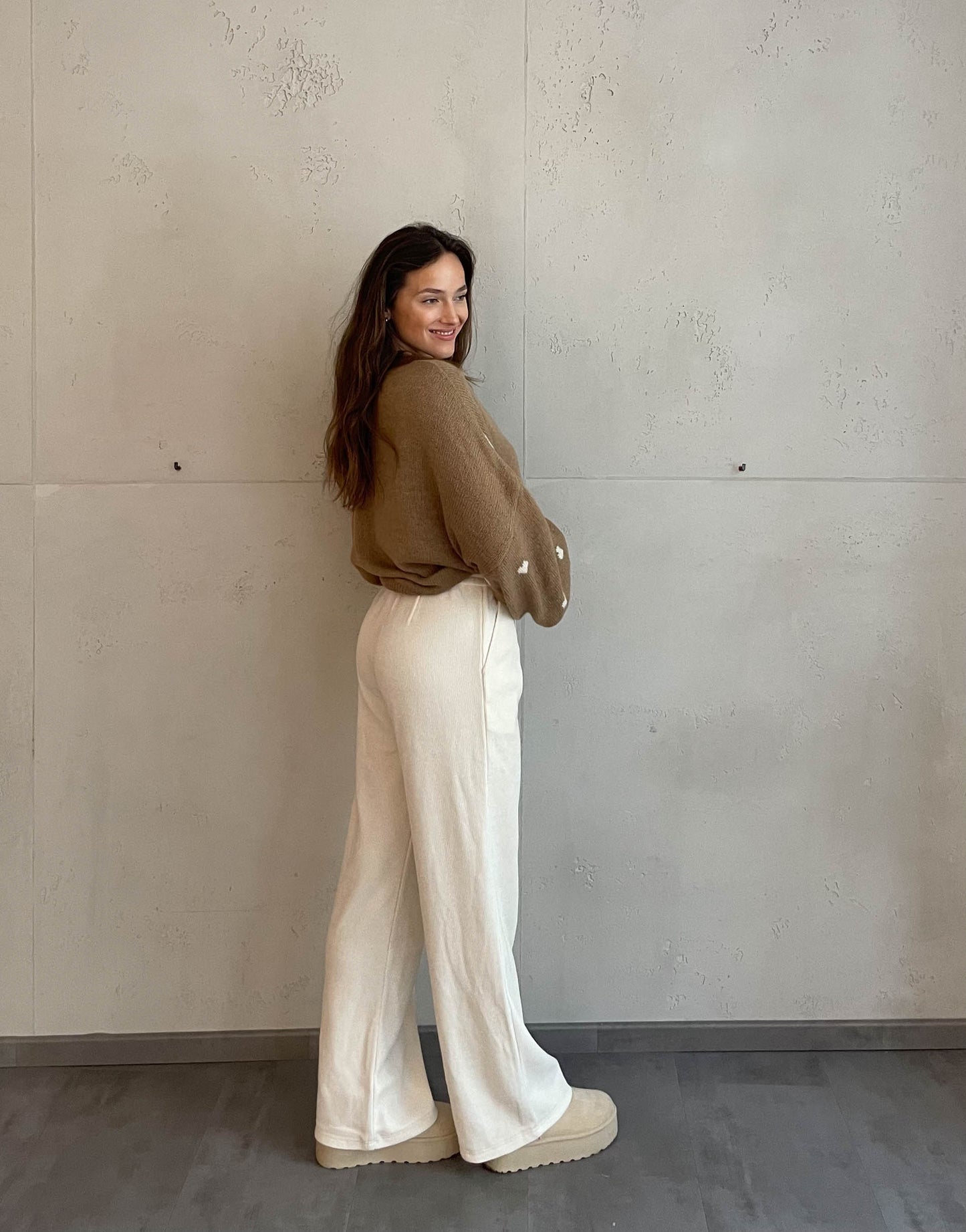 Cordhose mit weitem Bein