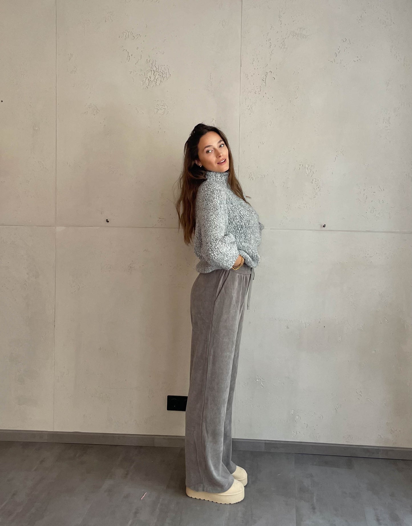 Cordhose mit weitem Bein