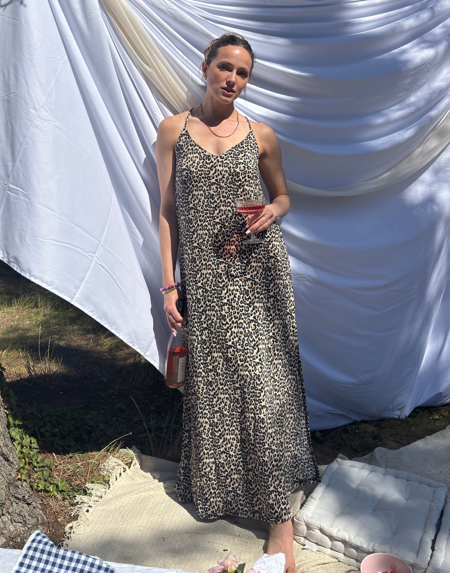 Leo Maxi-Kleid aus Kreppstoff mit Spaghettiträgern
