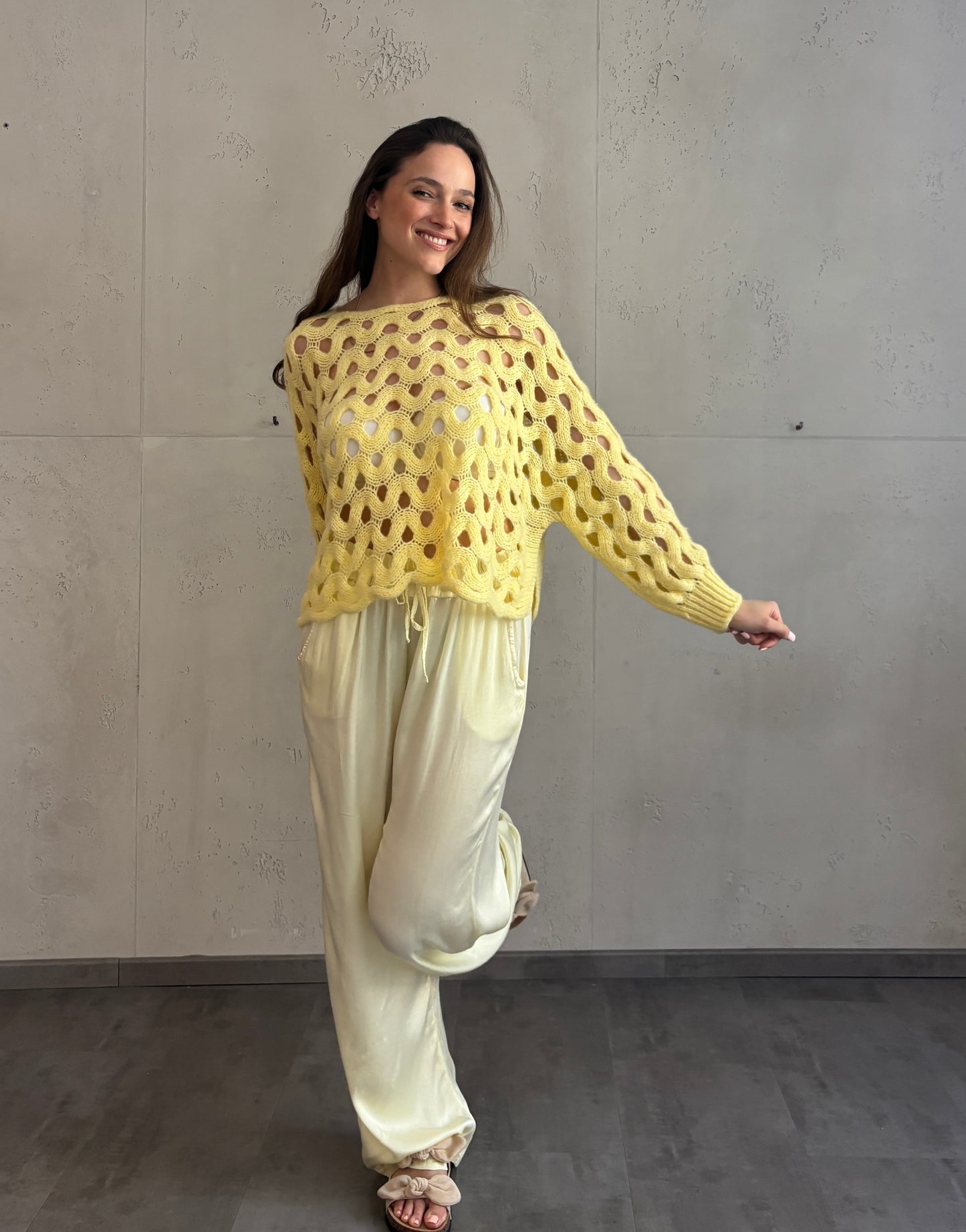 Lochdesign Pulli