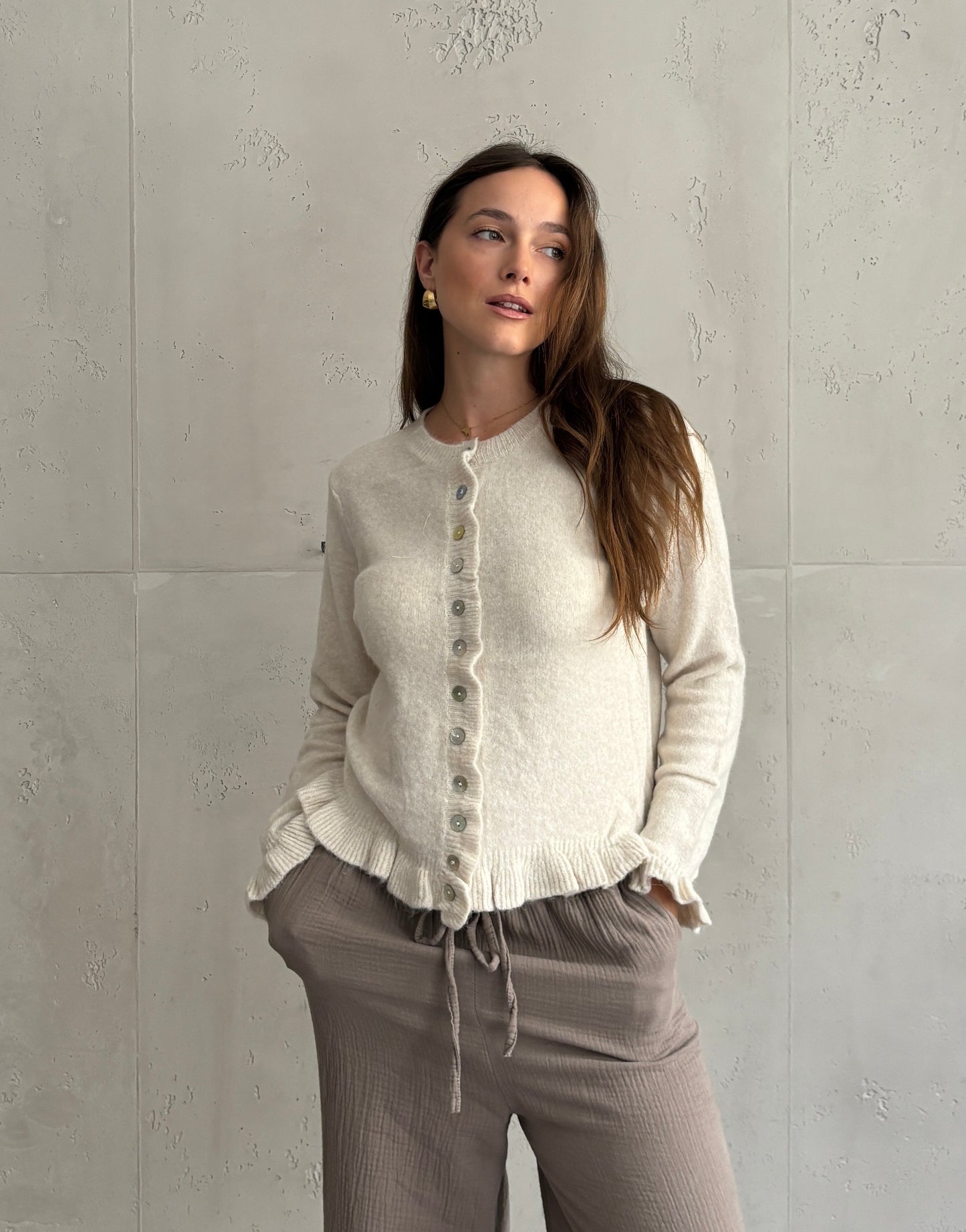 Rüschen-Strickjacke