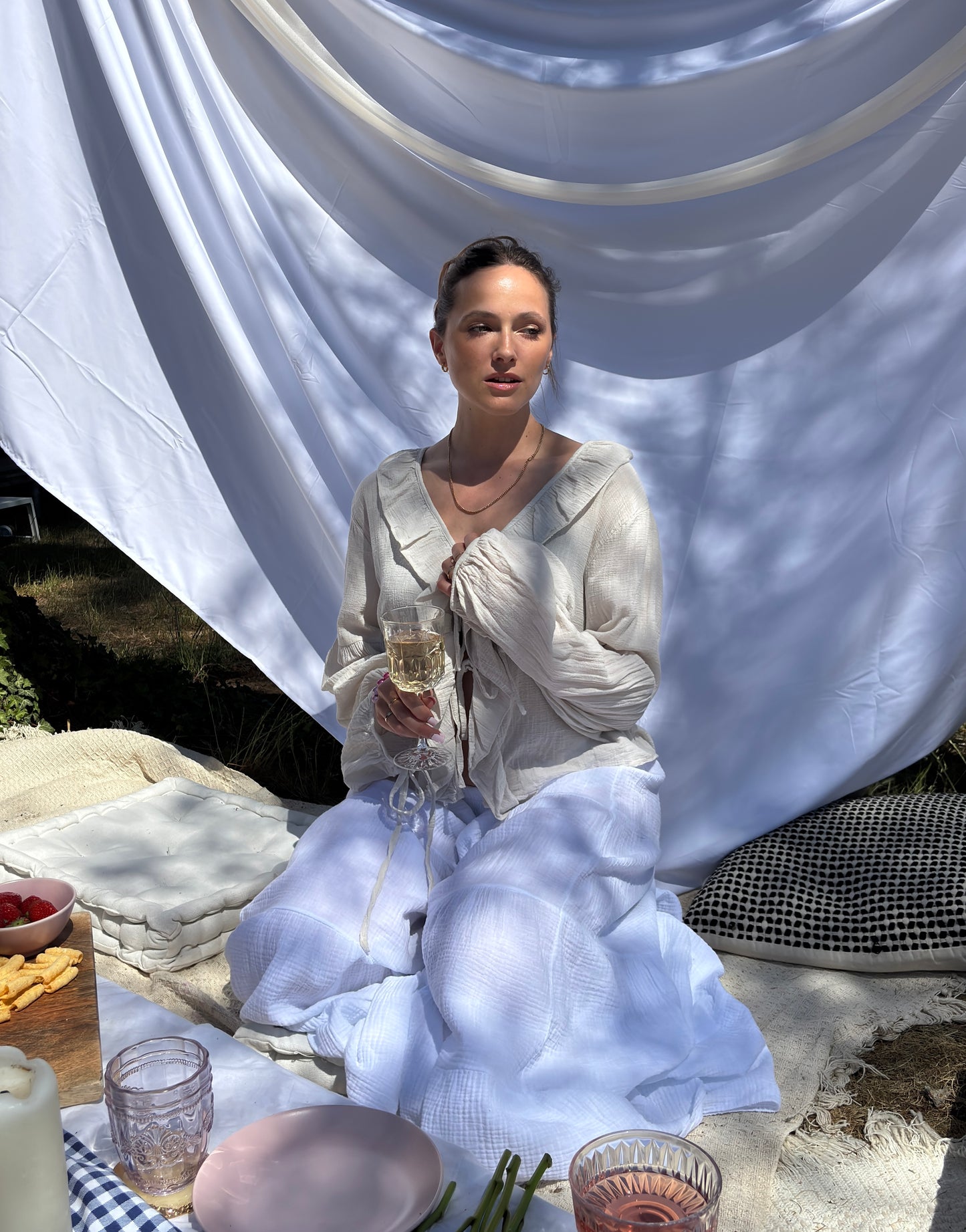 Baumwoll Rüschenbluse mit Ärmeln zum Binden – Bestseller in Weiß,Gelb, Beige und Pink