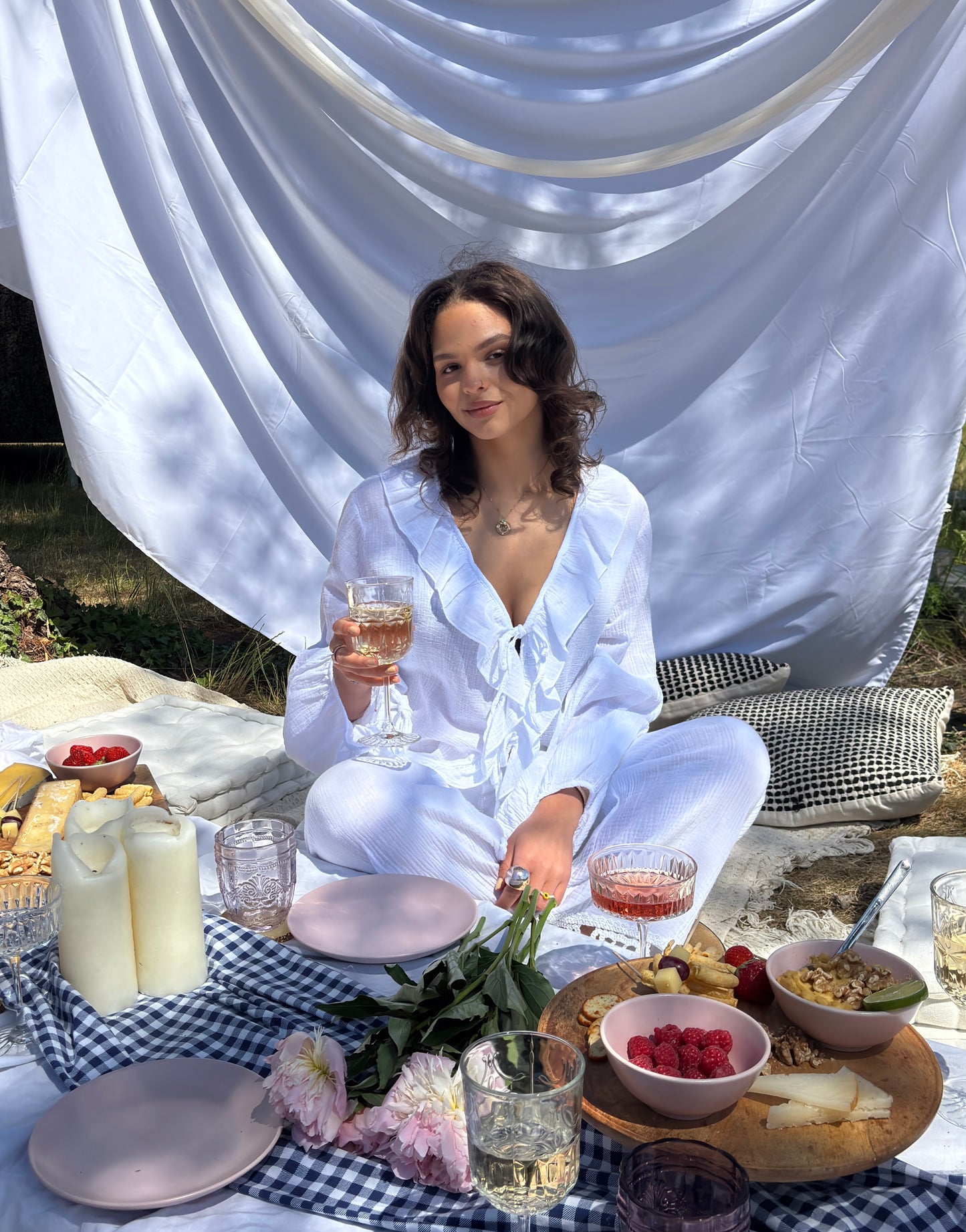 Baumwoll Rüschenbluse mit Ärmeln zum Binden – Bestseller in Weiß,Gelb, Beige und Pink