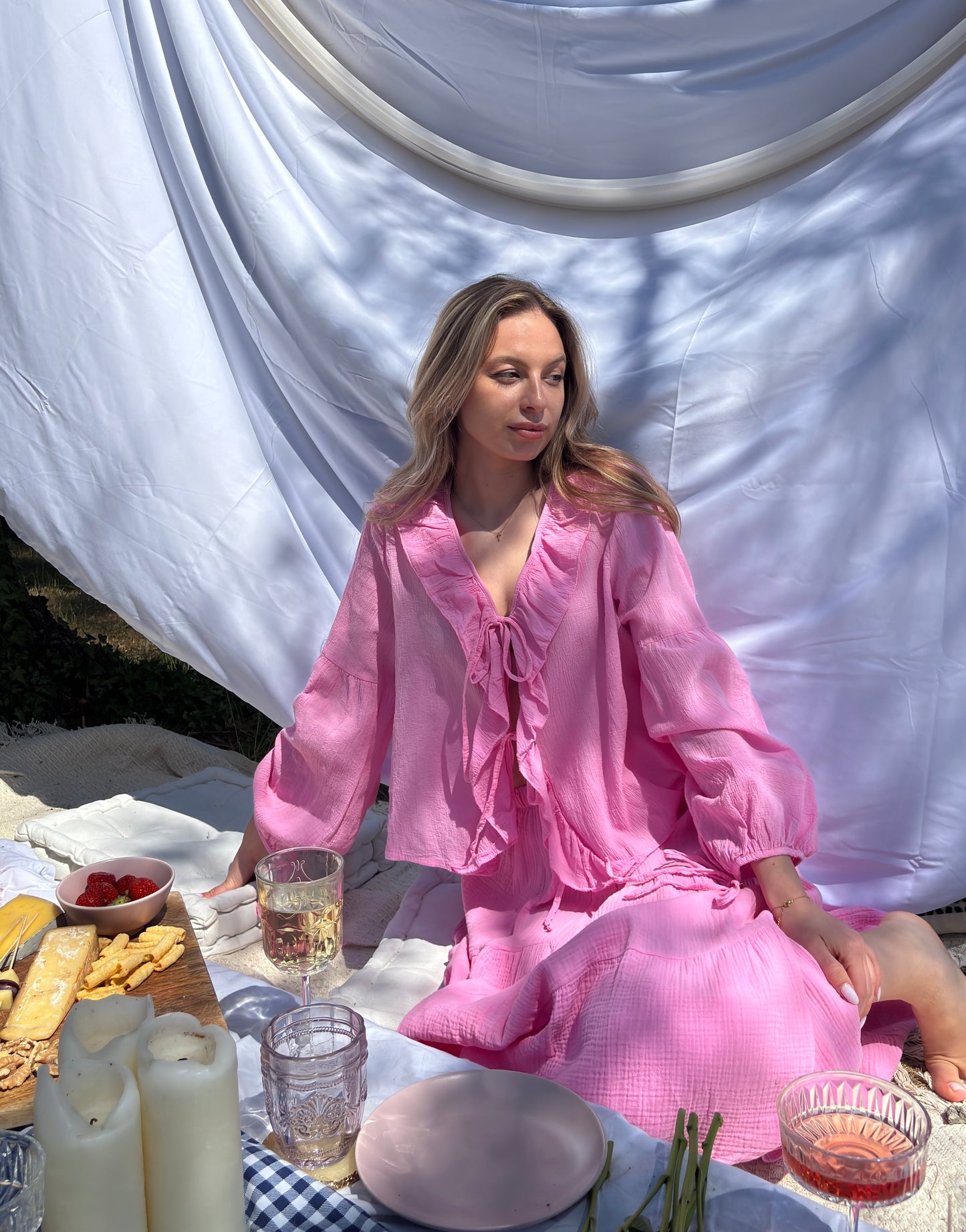 Baumwoll Rüschenbluse mit Ärmeln zum Binden – Bestseller in Weiß,Gelb, Beige und Pink