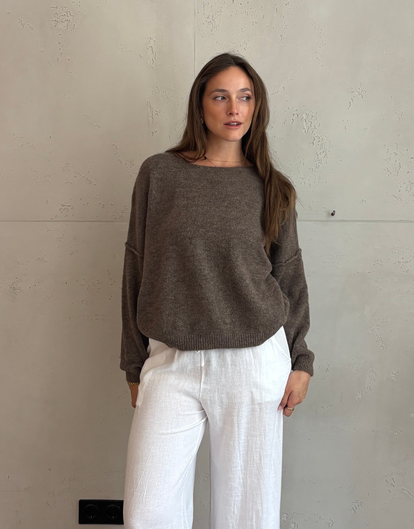 Weicher Switch Pullover mit dezenter Außennaht