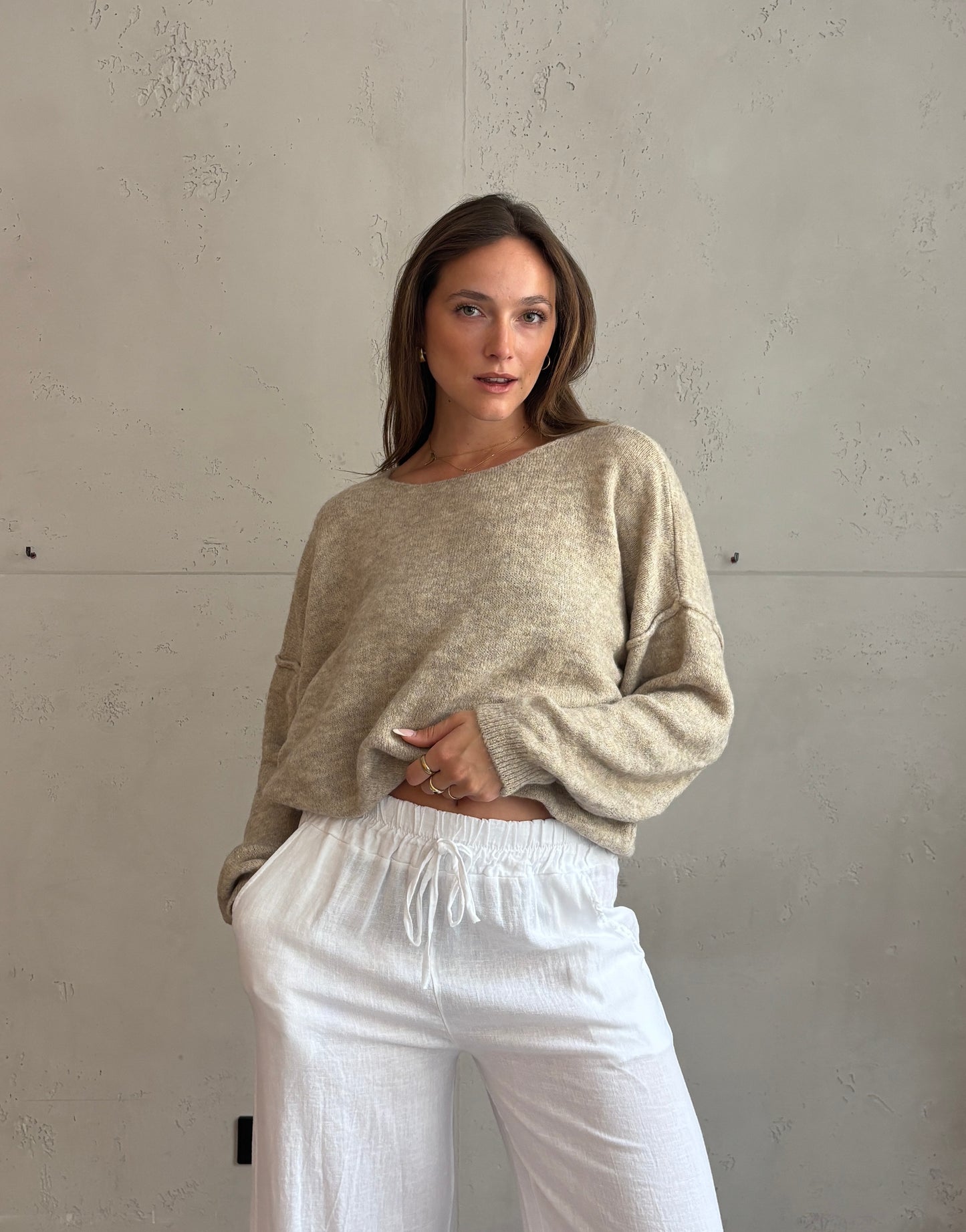 Weicher Switch Pullover mit dezenter Außennaht