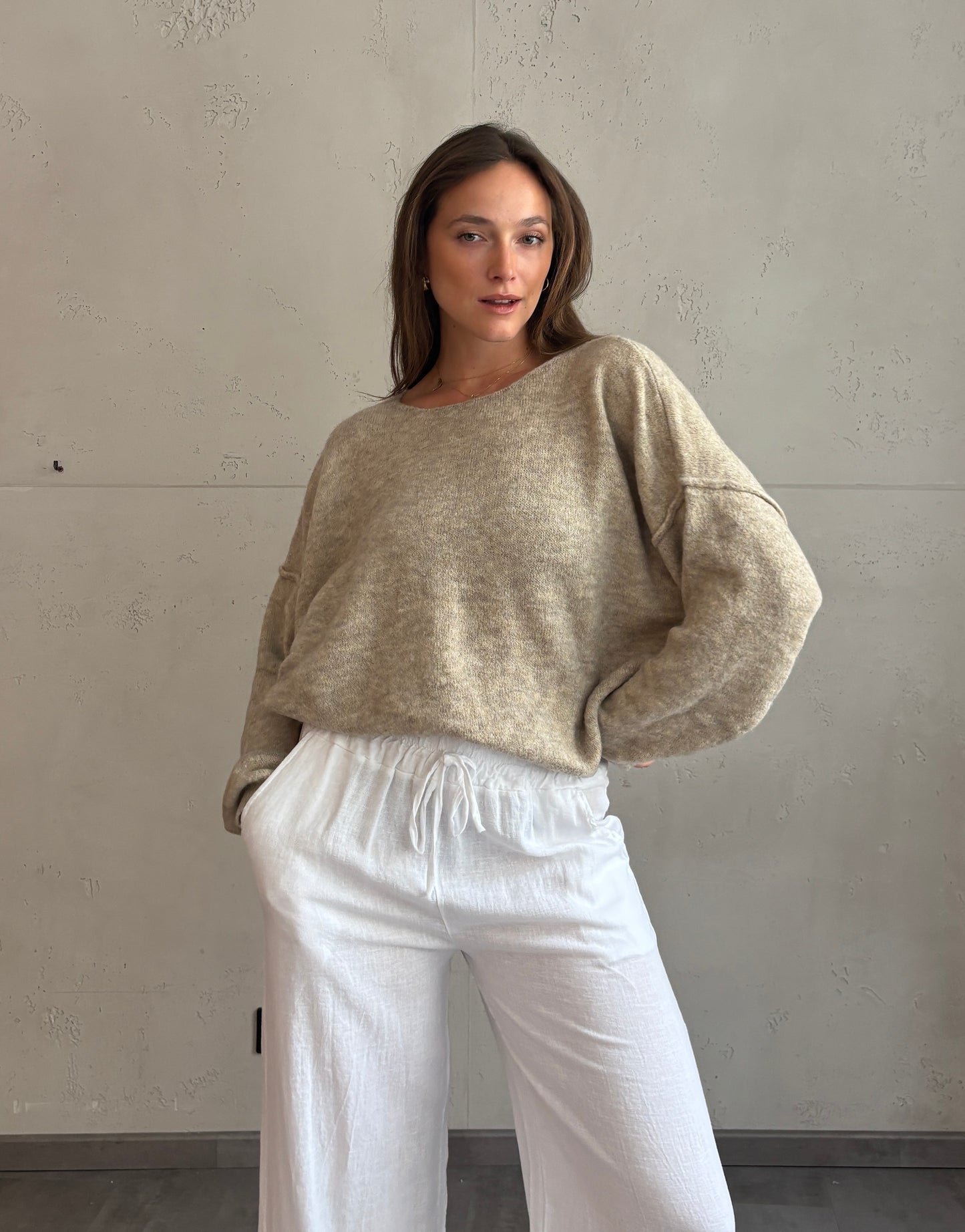 Weicher Switch Pullover mit dezenter Außennaht