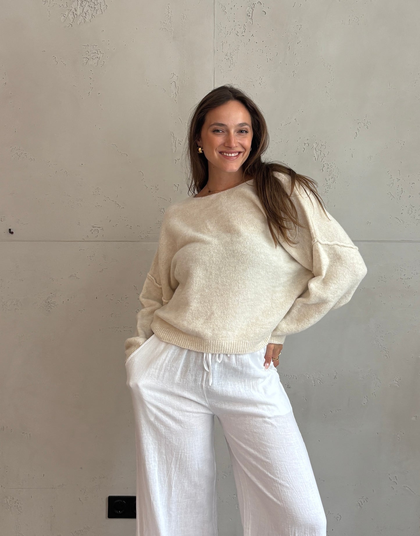 Weicher Switch Pullover mit dezenter Außennaht