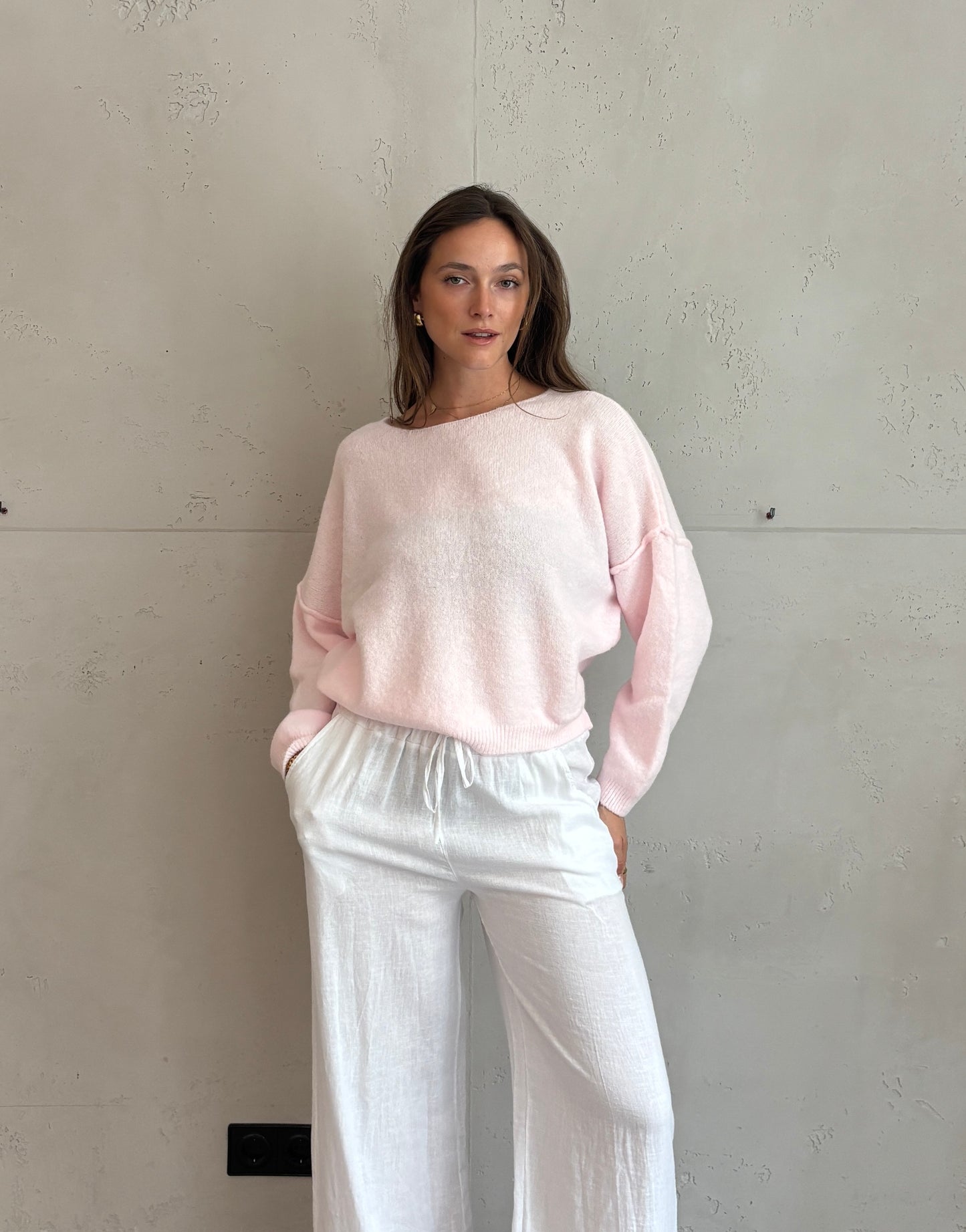 Weicher Switch Pullover mit dezenter Außennaht