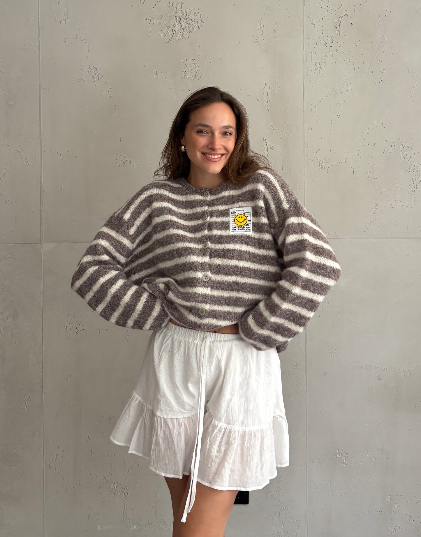 Smiley Patch Strickjacke gestreift