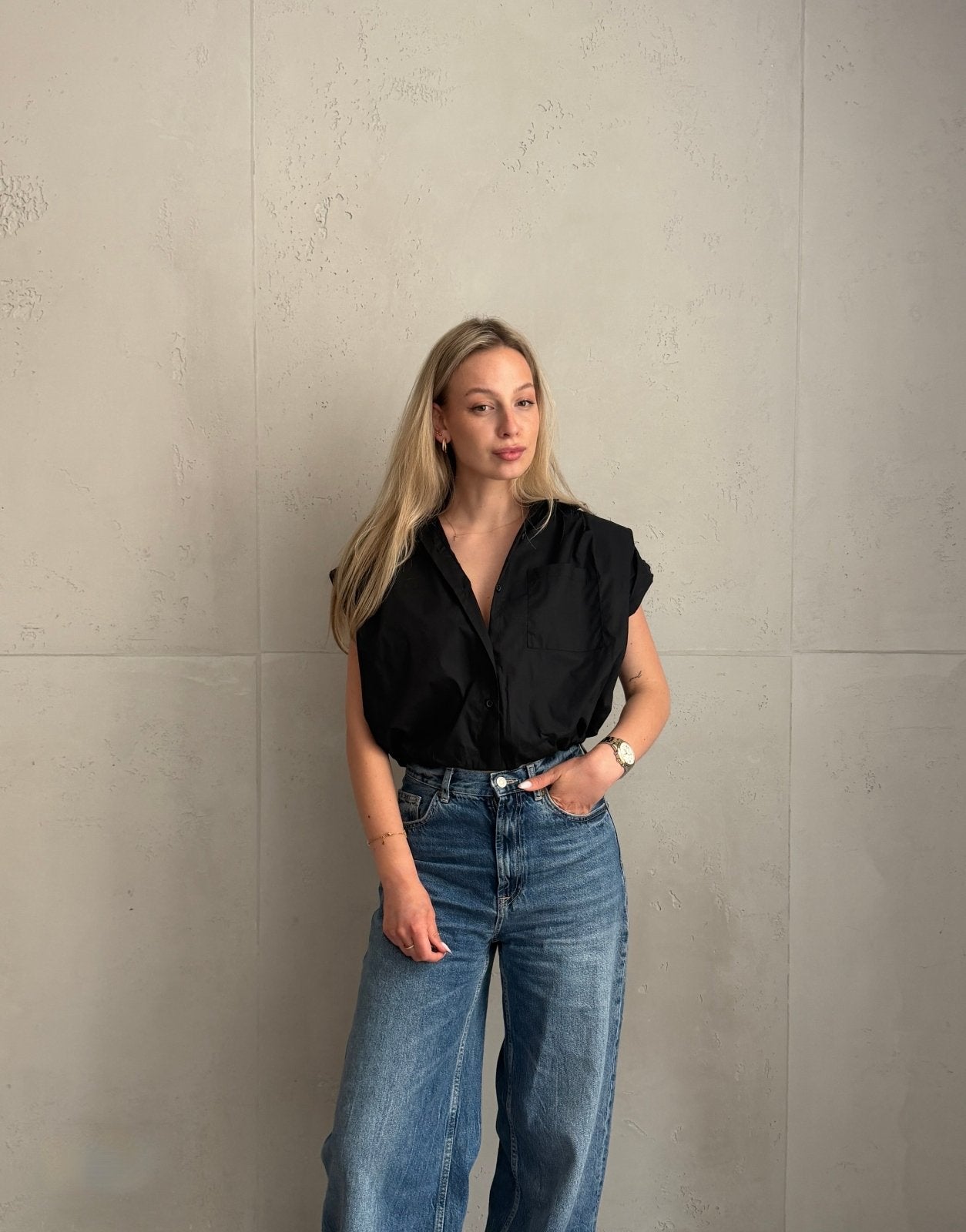 Ärmellose Hemdbluse mit Gummizug & Brusttasche – 100% Baumwolle - Switch - Fashion