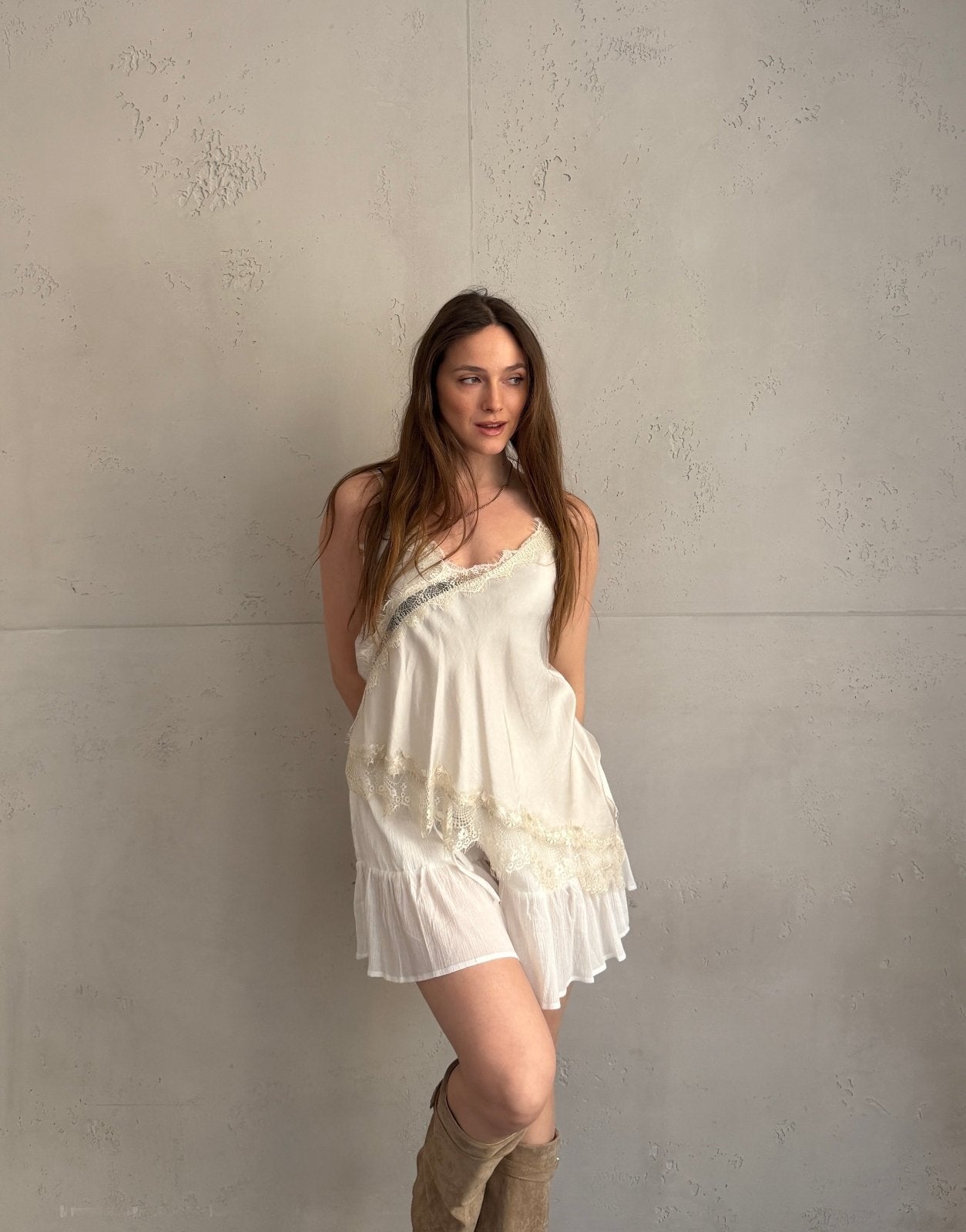 Asymmetrisches Spitzentop aus Seiden - Mix - Switch - Fashion