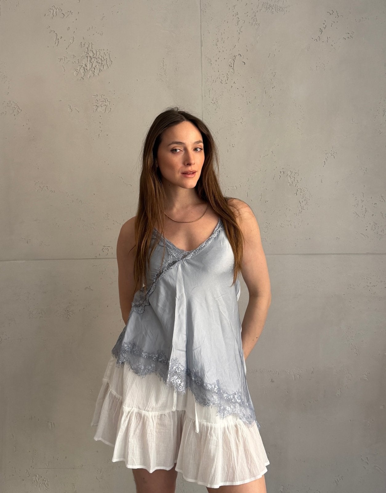 Asymmetrisches Spitzentop aus Seiden - Mix - Switch - Fashion