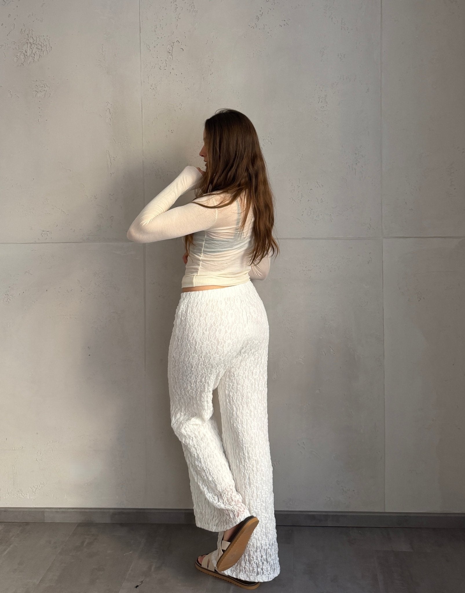 Ausgestellte Hose in Spitzenoptik mit Innenhose - Switch - Fashion