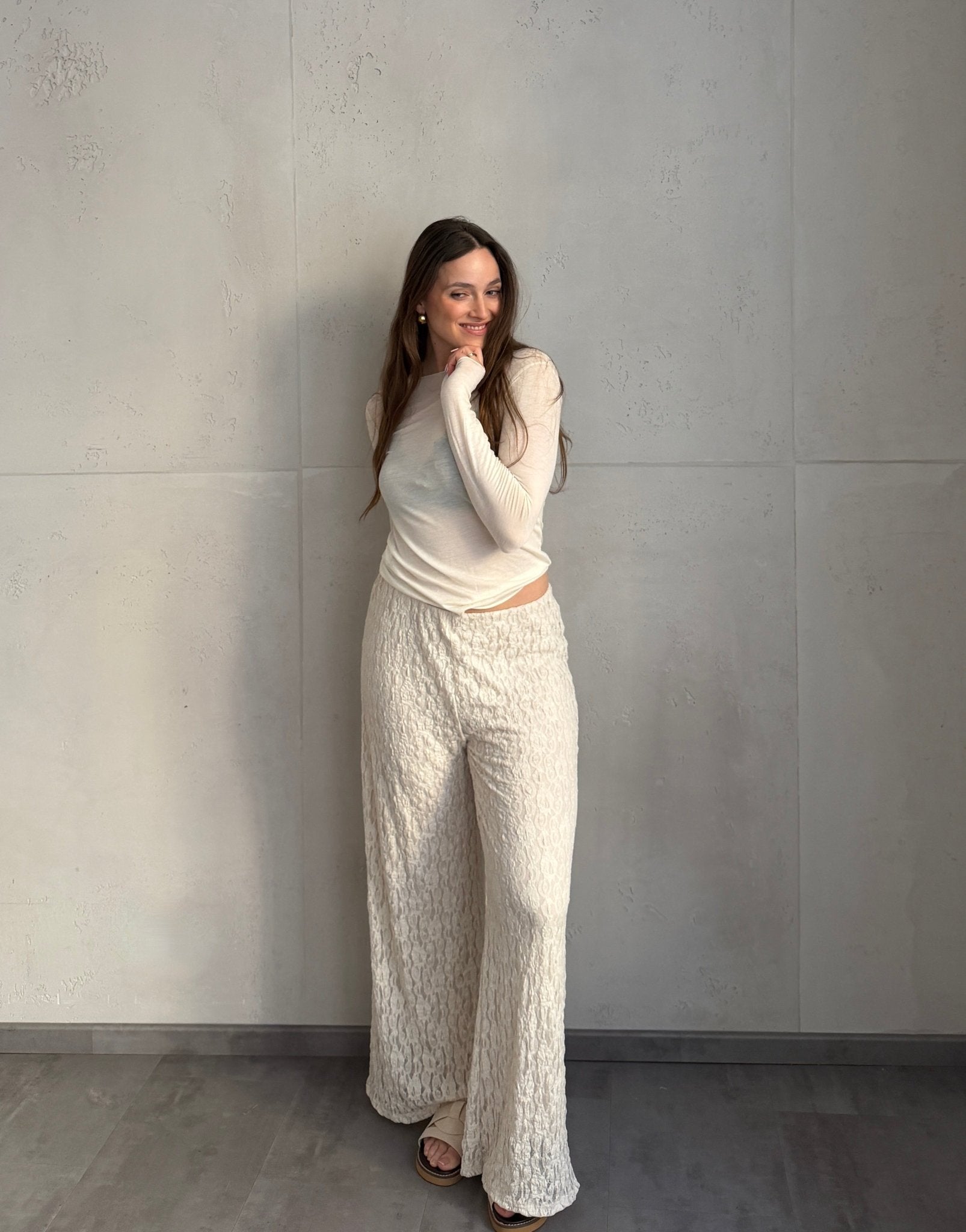 Ausgestellte Hose in Spitzenoptik mit Innenhose - Switch - Fashion