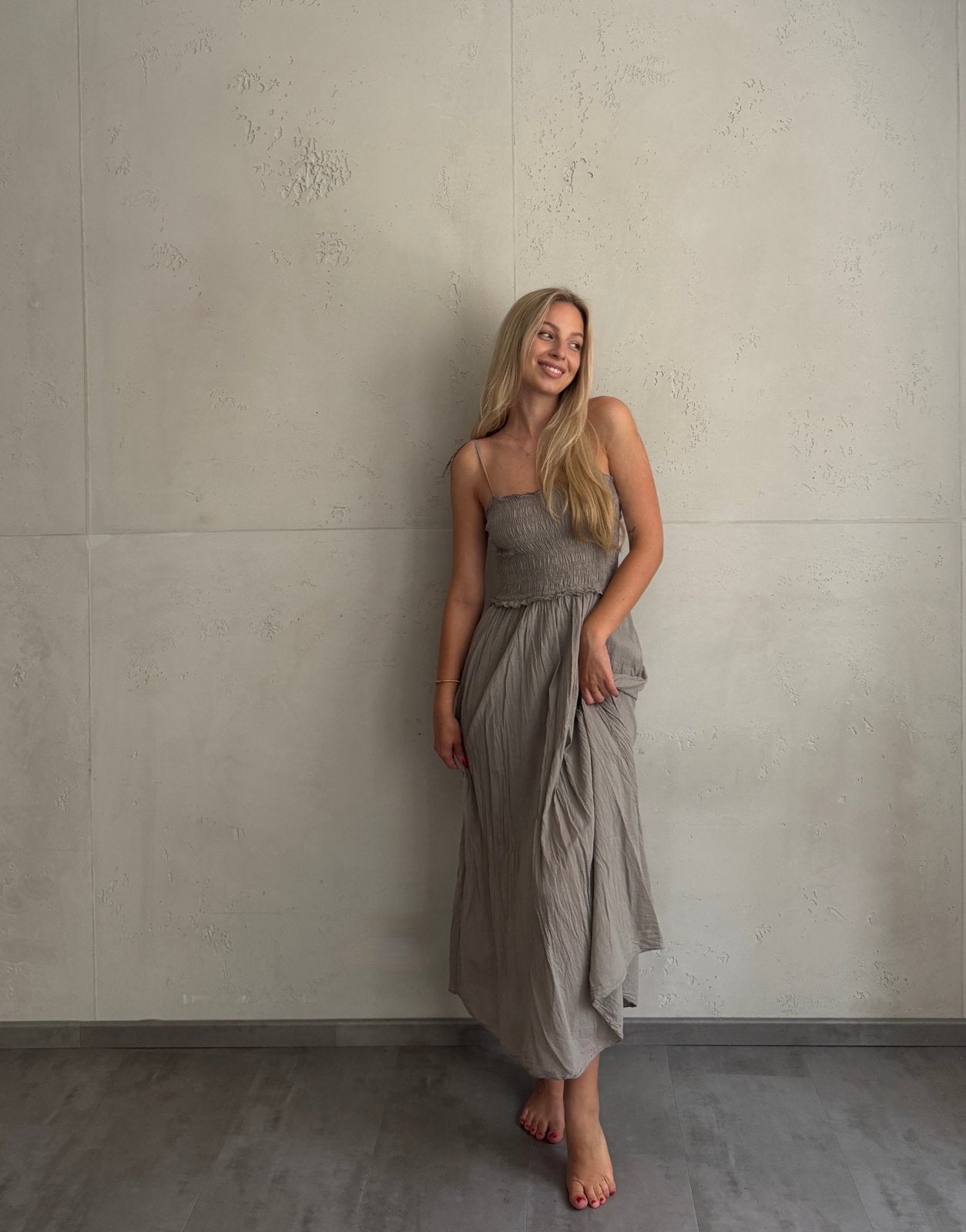 Baumwoll Maxikleid mit Bindeträgern – Der Gummizug macht den Unterschied - Switch-Fashion