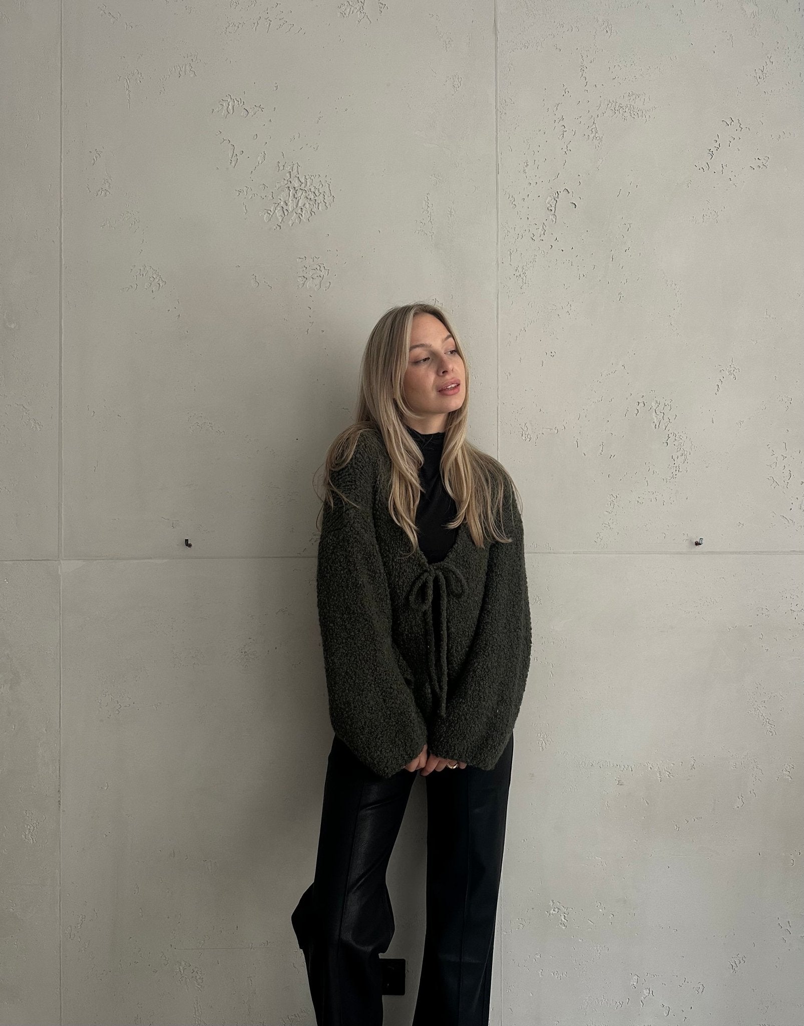 Bouclé Strickjacke mit Schleife - Switch - Fashion