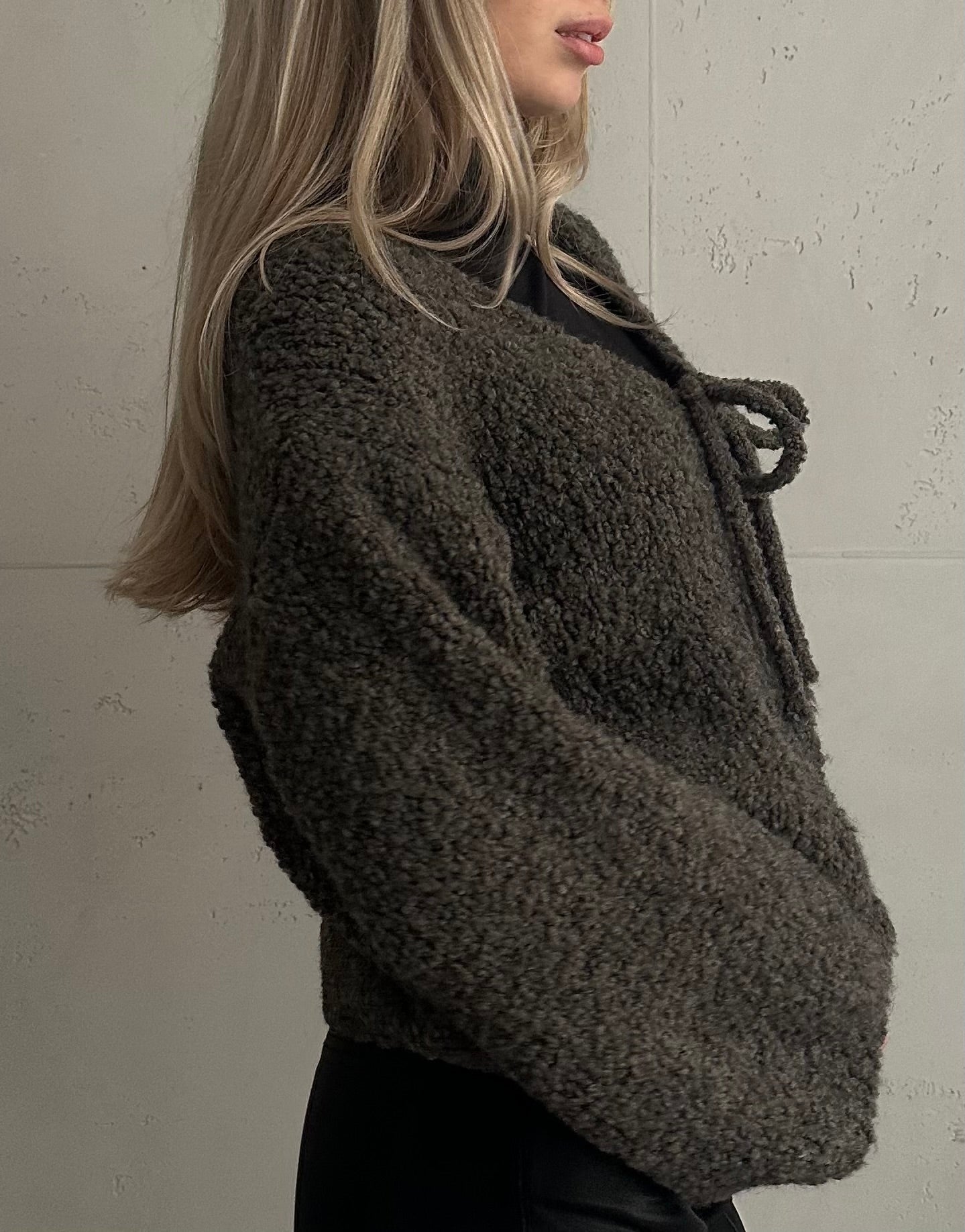 Bouclé Strickjacke mit Schleife - Switch - Fashion