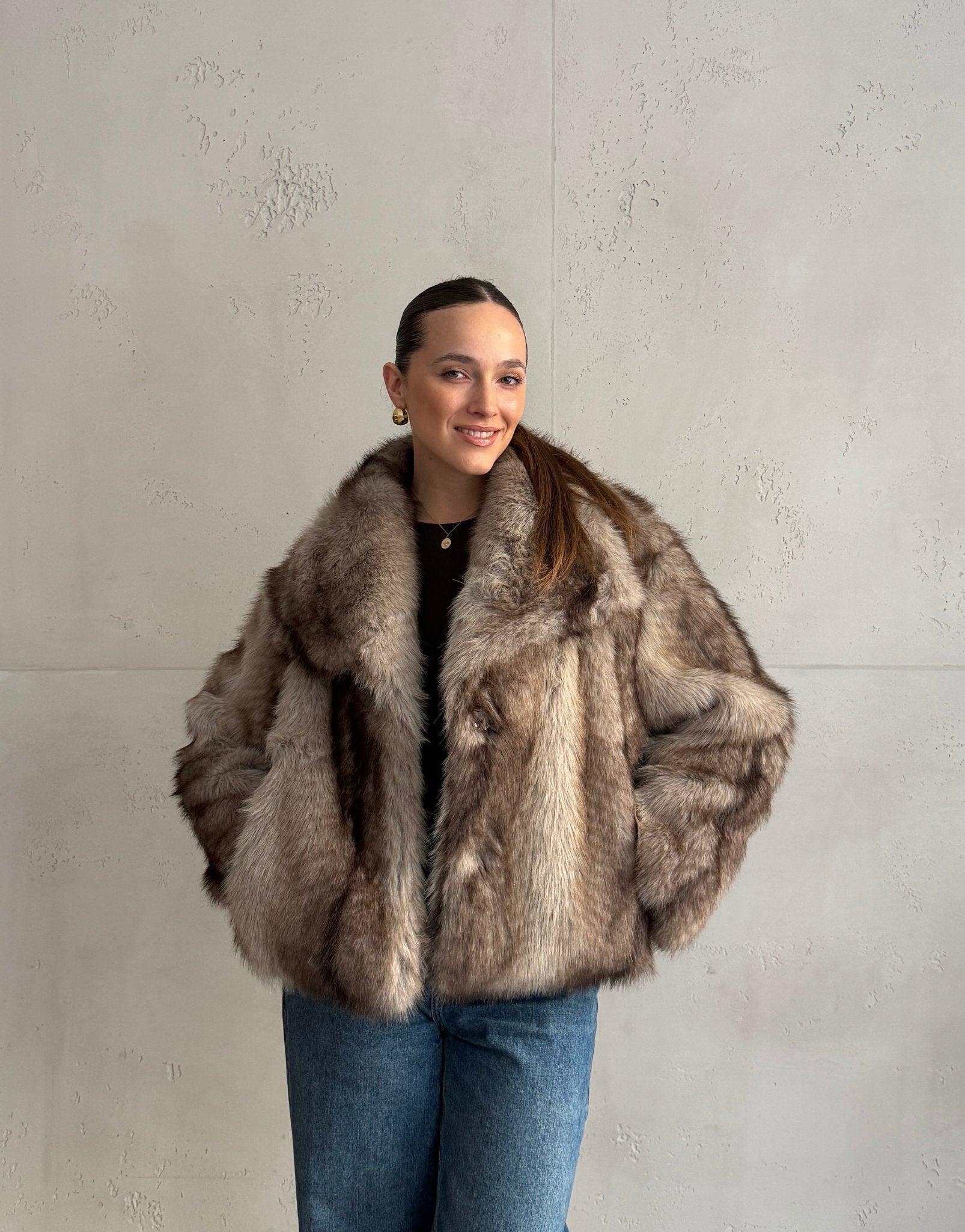 Fake Fur Jacke mit Druckknöpfen - Switch - Fashion
