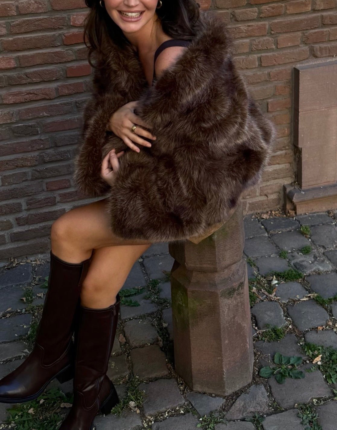 Fake Fur Jacke mit Druckknöpfen - Switch - Fashion