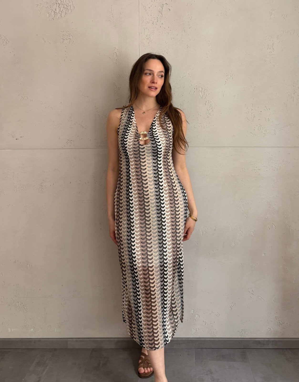 Figurbetontes Midi - Kleid im Chevron - Muster - Switch - Fashion