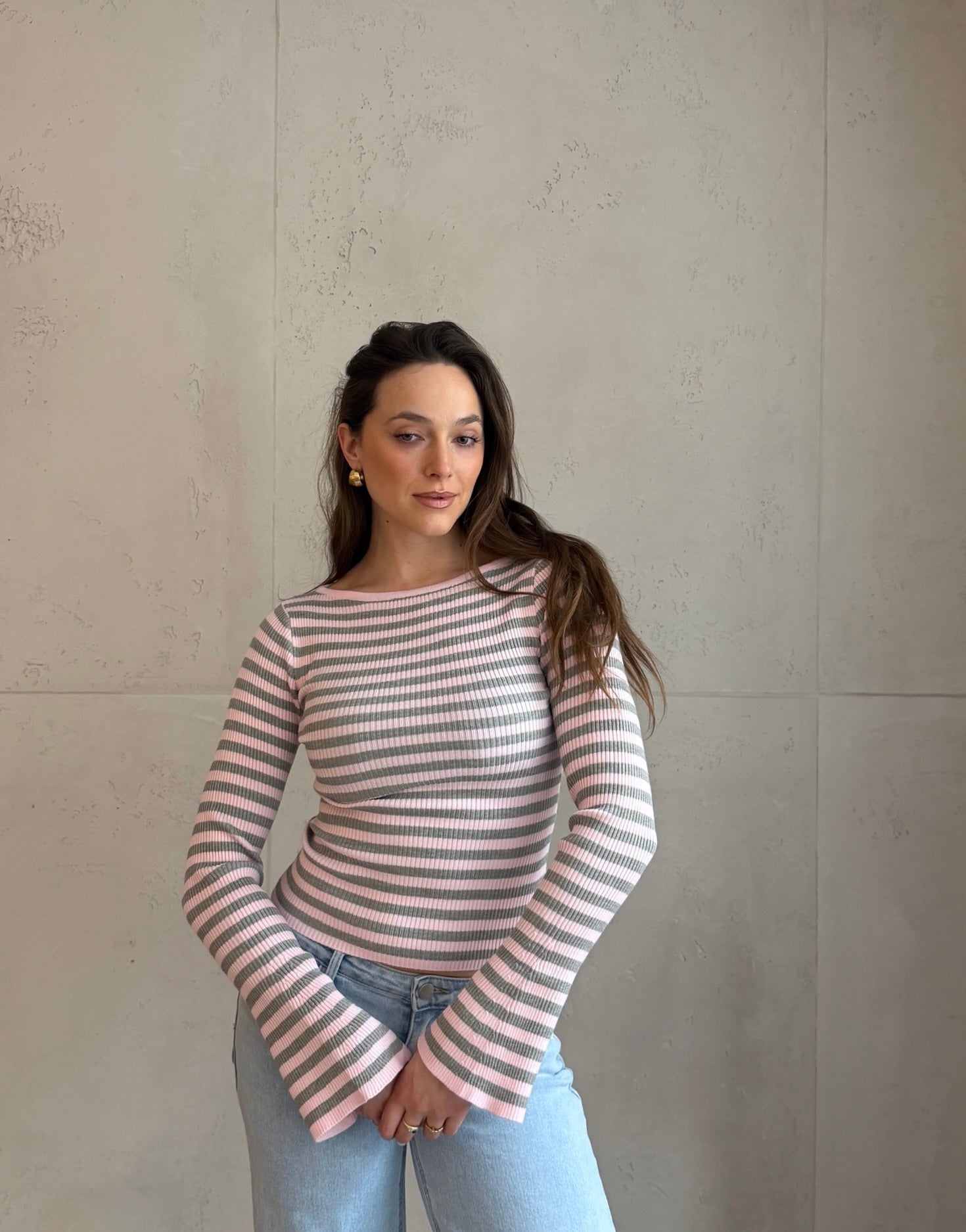 Geripptes Langarmshirt Gestreift mit ausgestelltem Arm - Switch - Fashion