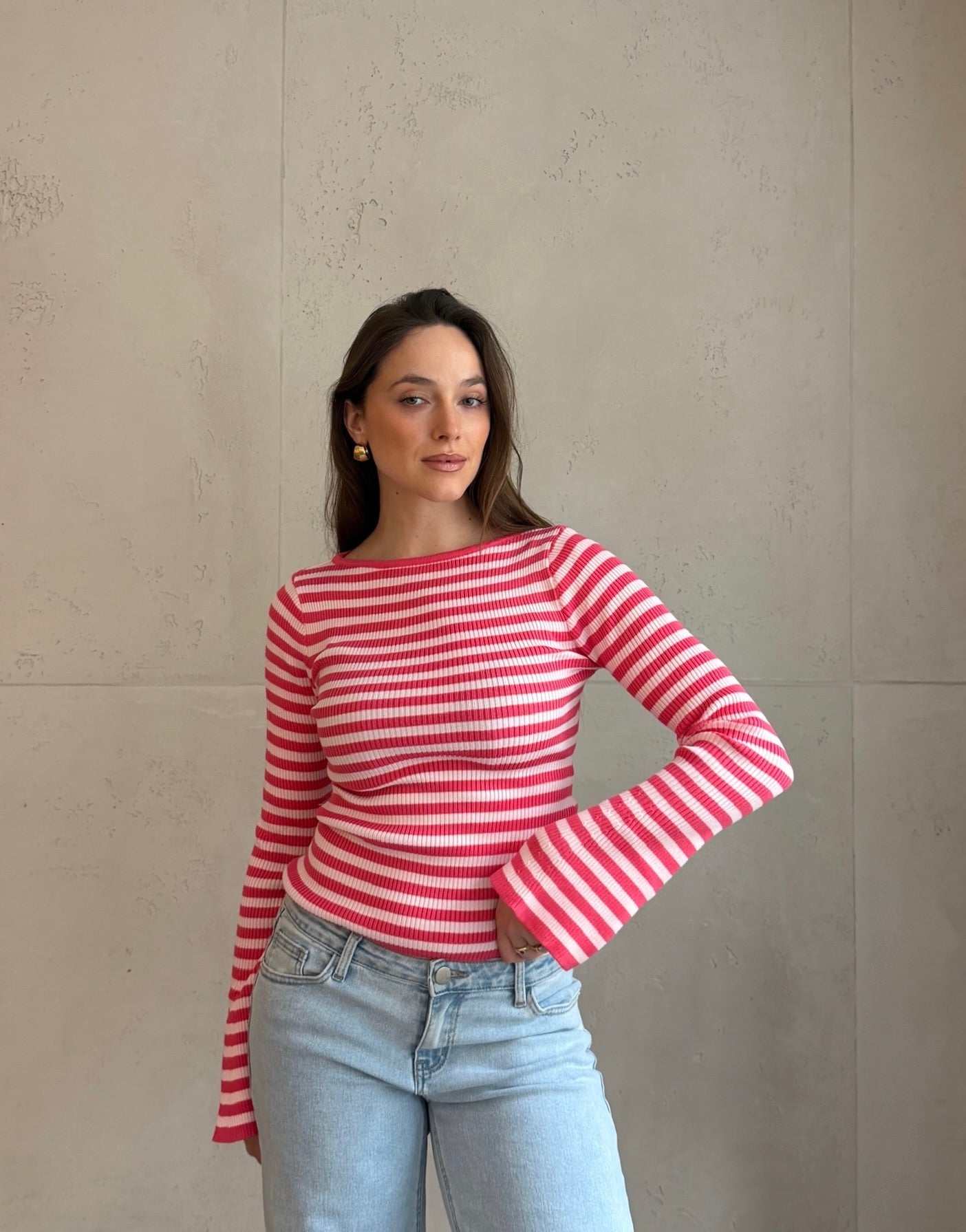 Geripptes Langarmshirt Gestreift mit ausgestelltem Arm - Switch - Fashion