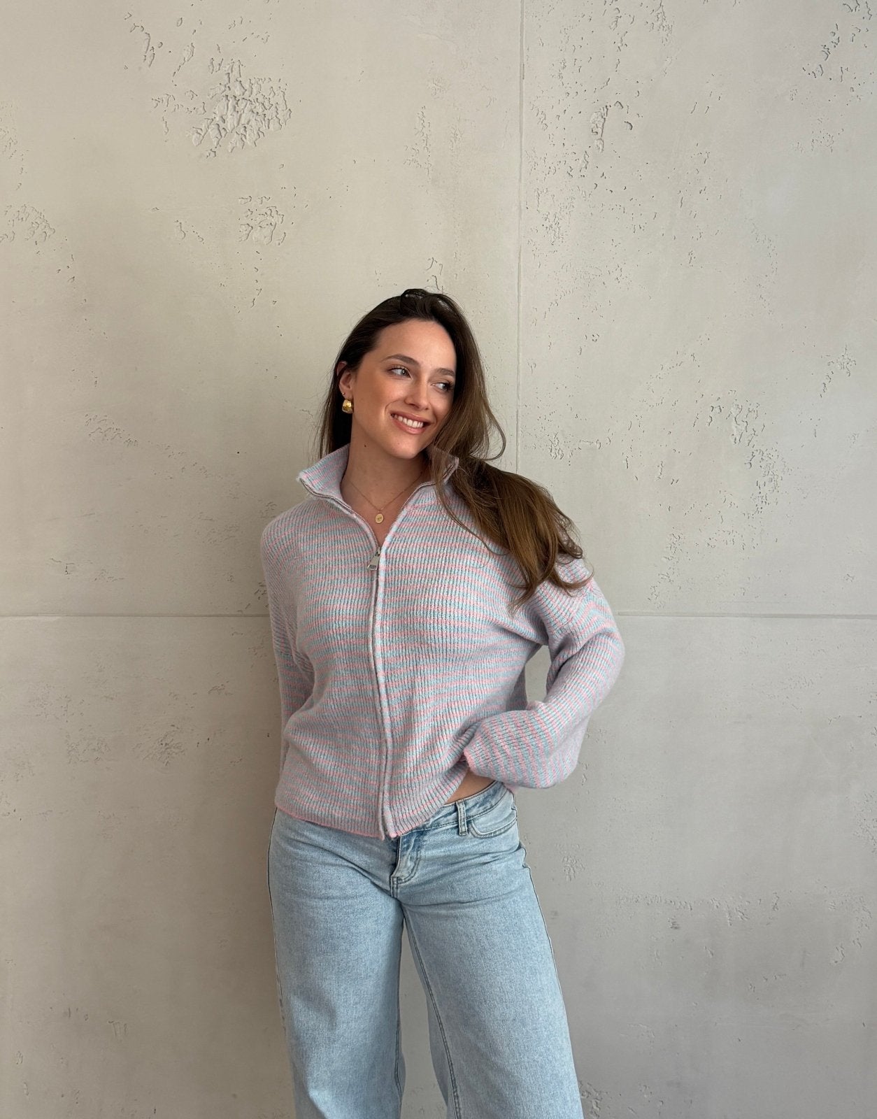 Gestreifte Strickjacke mit Reißverschluss & Stehkragen - Switch - Fashion