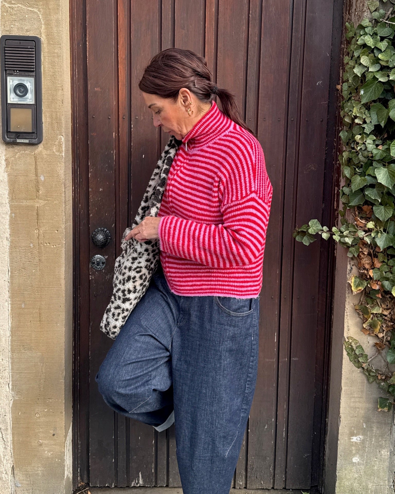 Gestreifte Strickjacke mit Reißverschluss & Stehkragen - Switch - Fashion