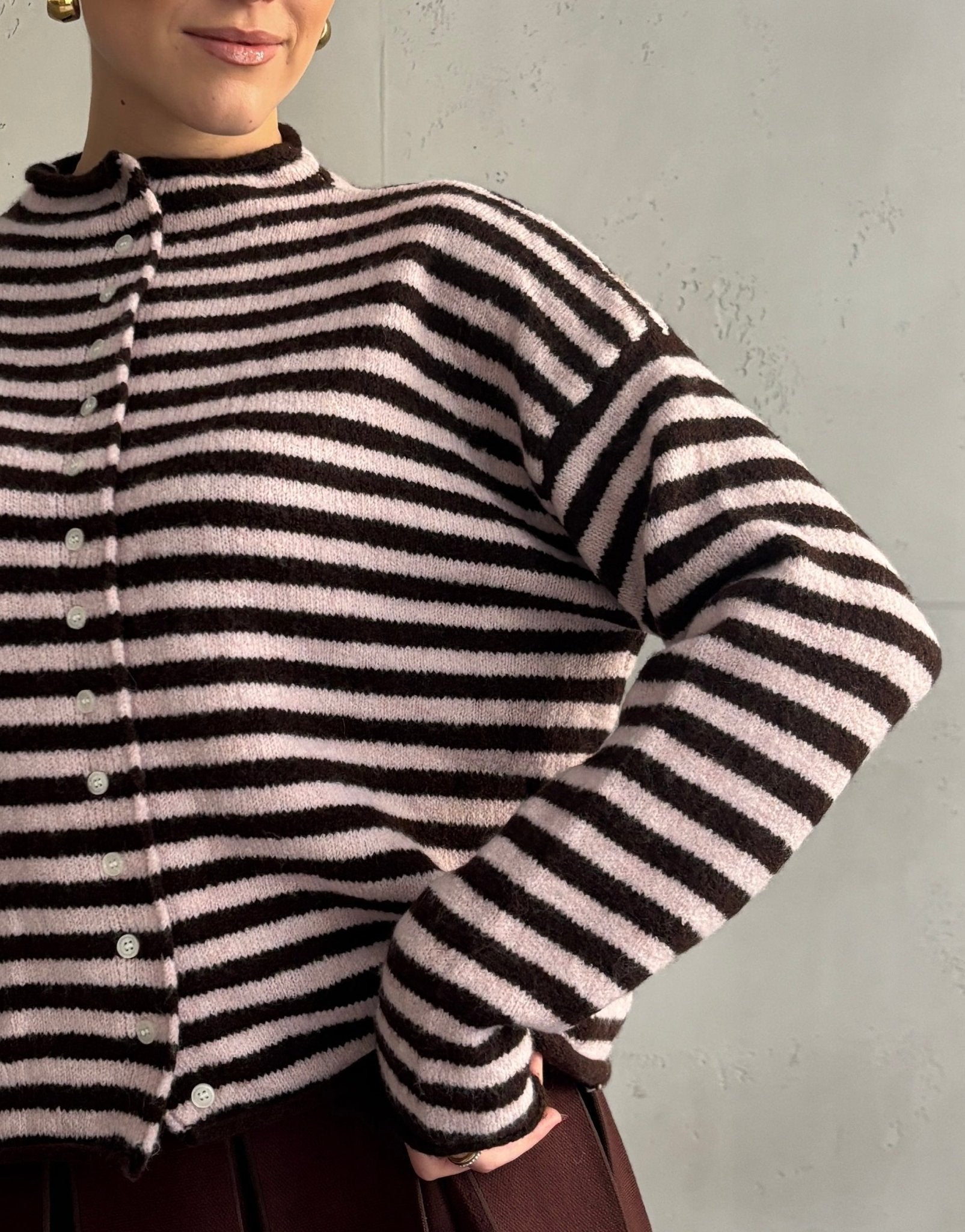 Gestreifte Strickjacke mit Stehkragen & Knöpfen - Switch - Fashion