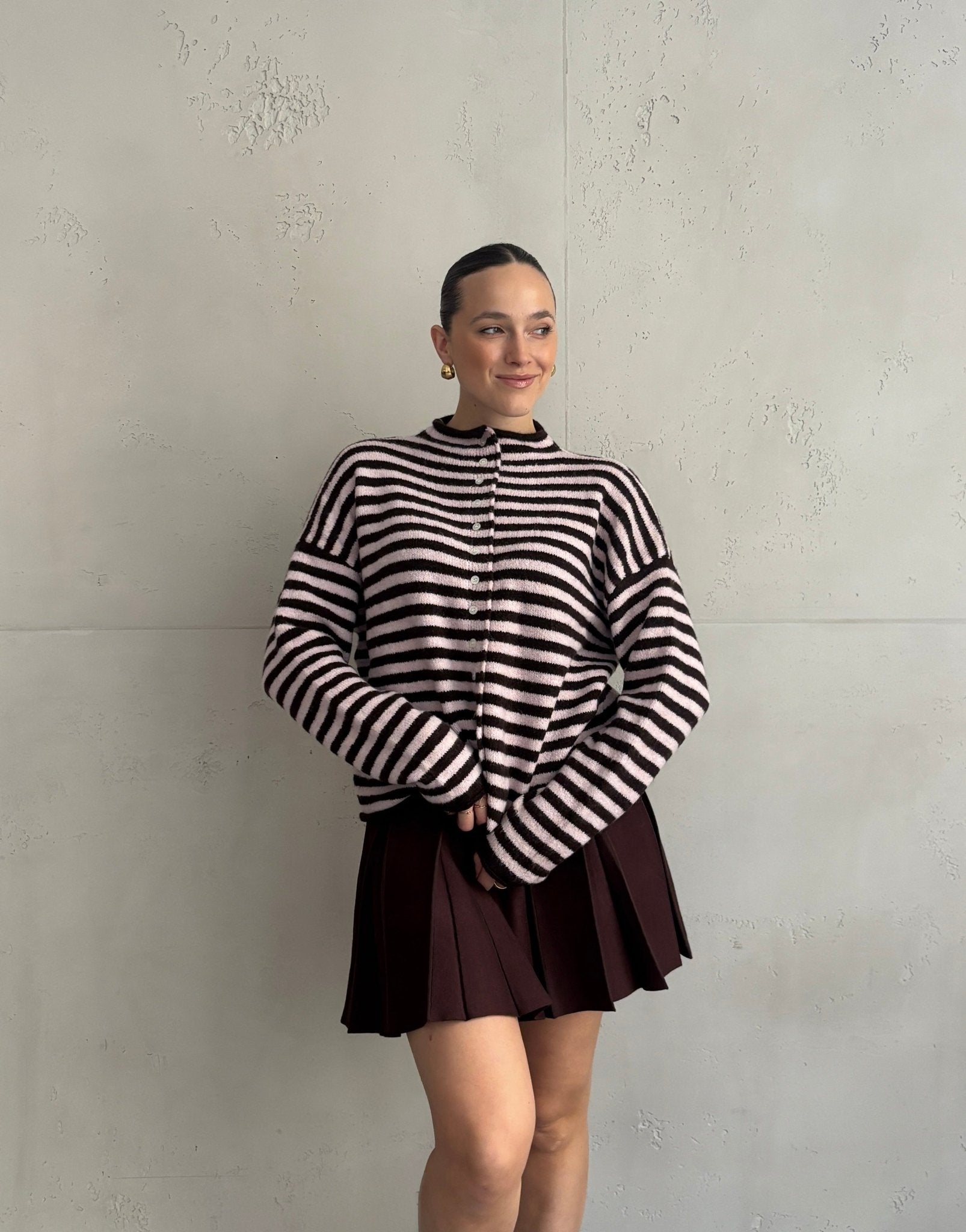 Gestreifte Strickjacke mit Stehkragen & Knöpfen - Switch - Fashion