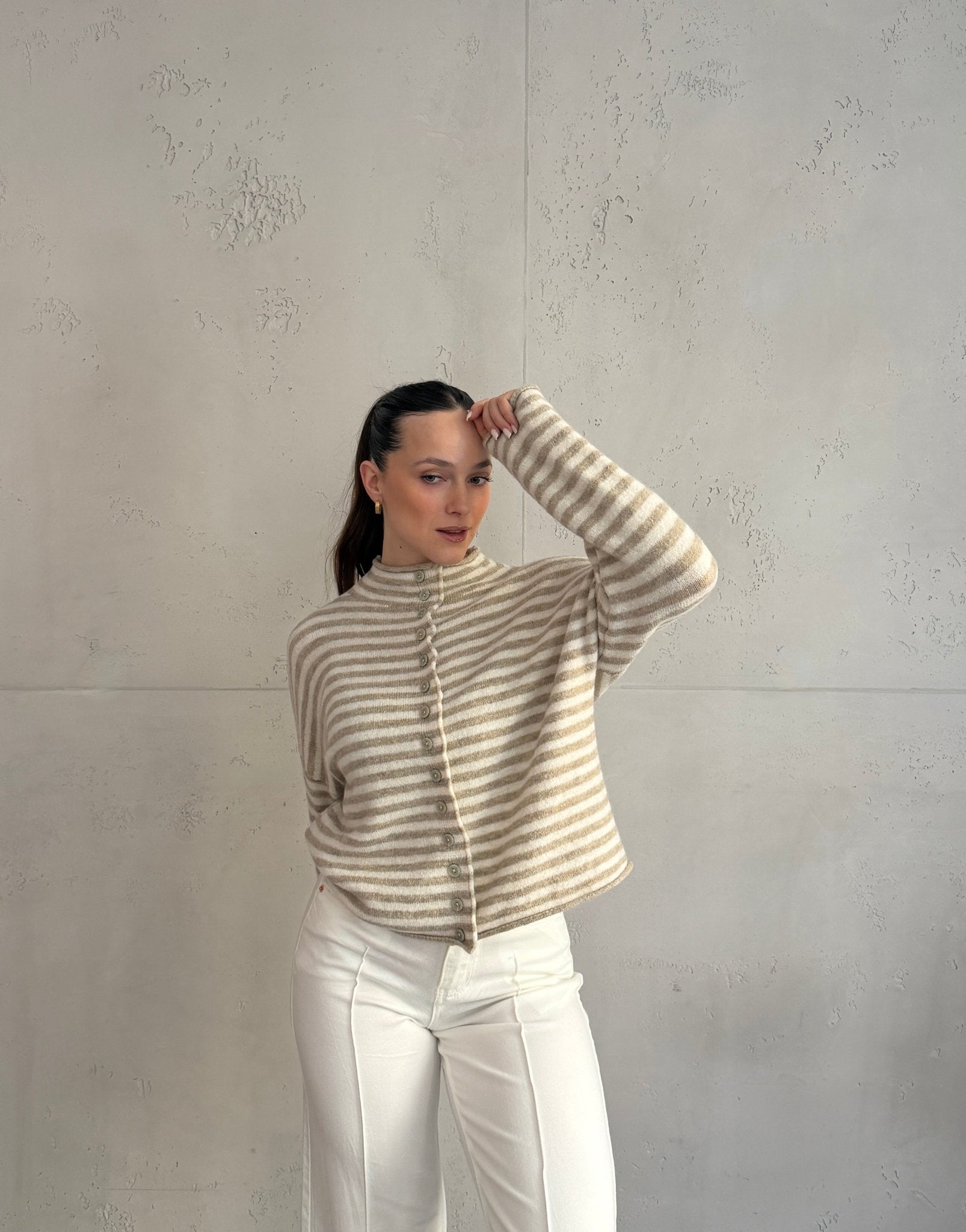 Gestreifte Strickjacke mit Stehkragen & Knöpfen - Switch - Fashion