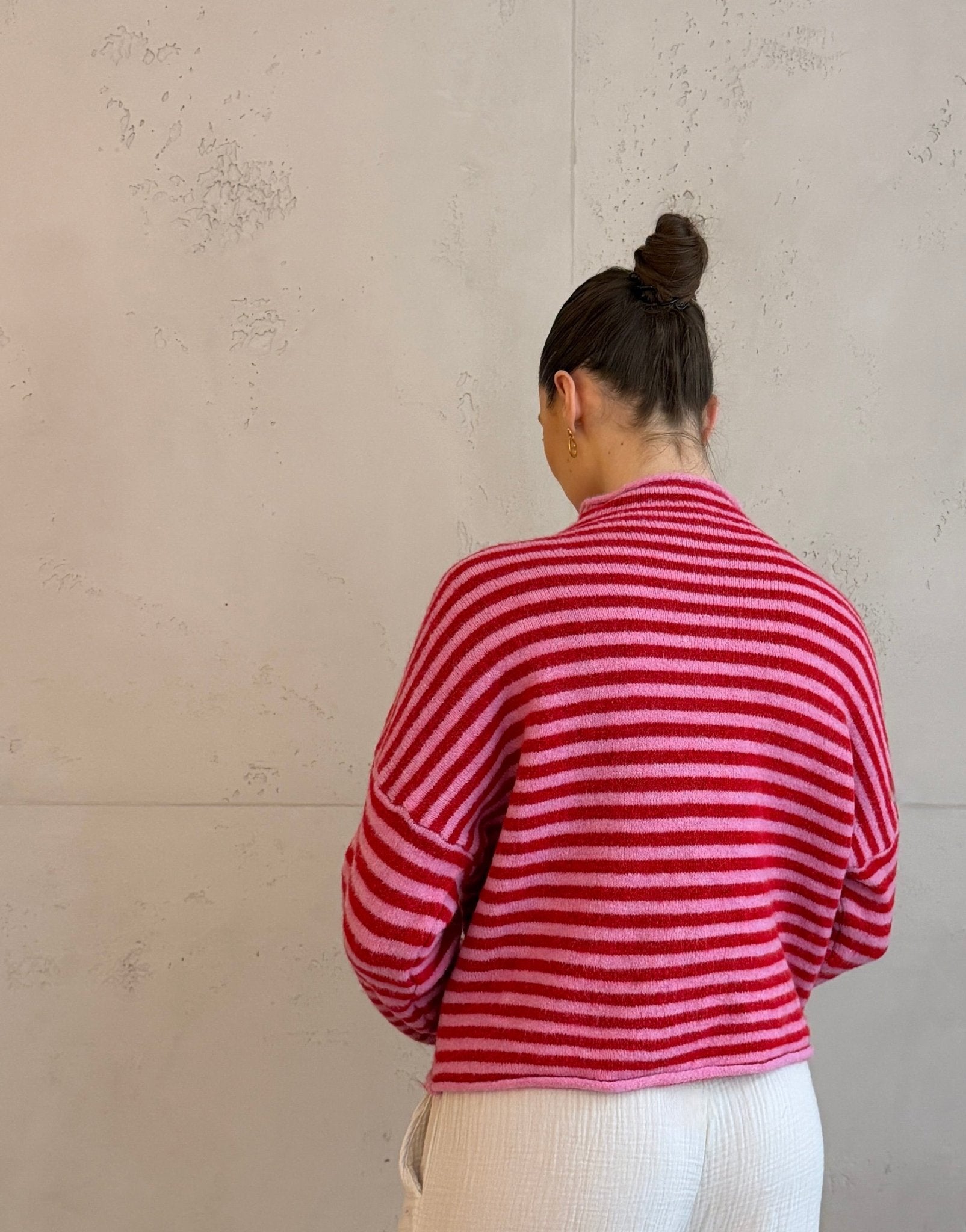 Gestreifte Strickjacke mit Stehkragen & Knöpfen - Switch - Fashion