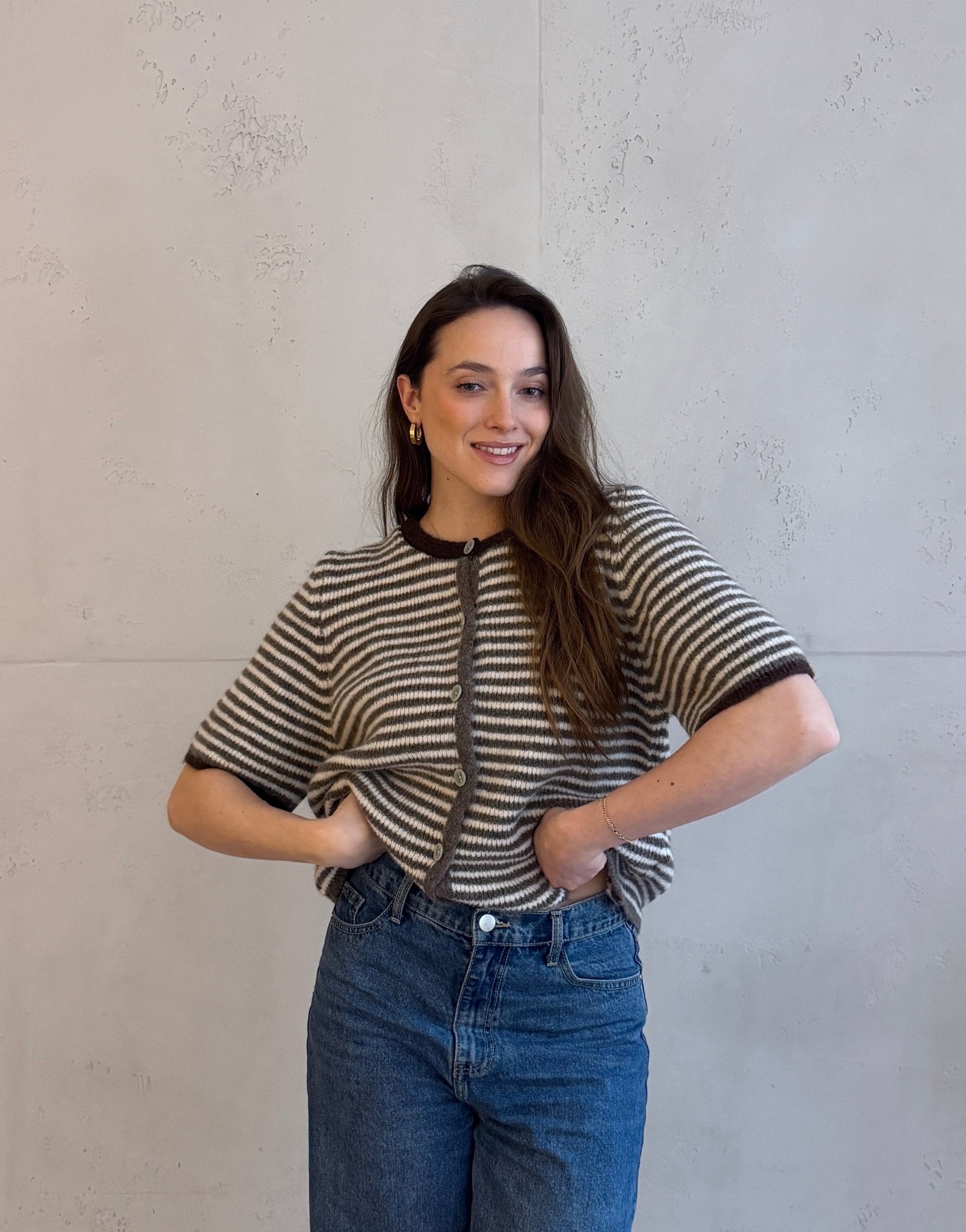 Gestreifter Kurzarm - Pullover mit Knopfleiste - Switch - Fashion