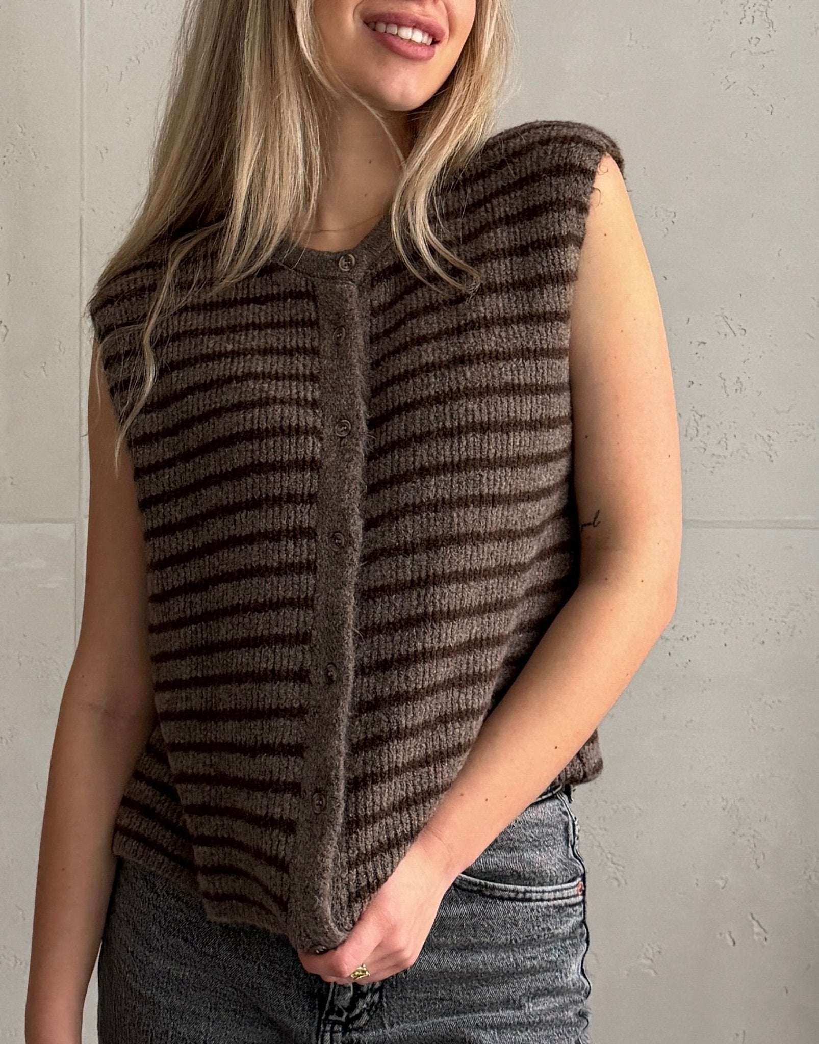 Gestreifter Pullunder mit Knopfleiste - Switch - Fashion