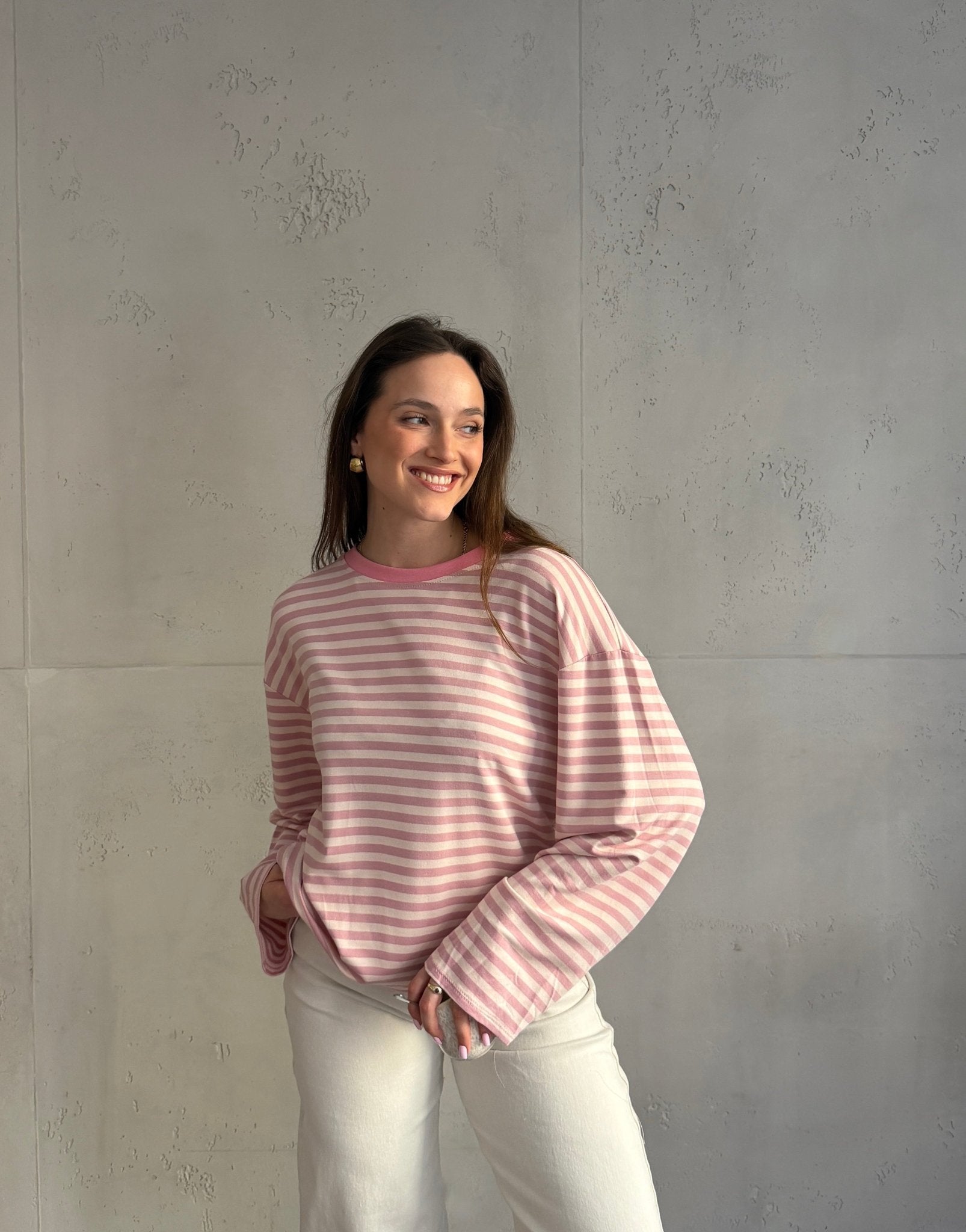 Gestreiftes Basic Longsleeve Shirt mit weitem Arm - Switch - Fashion