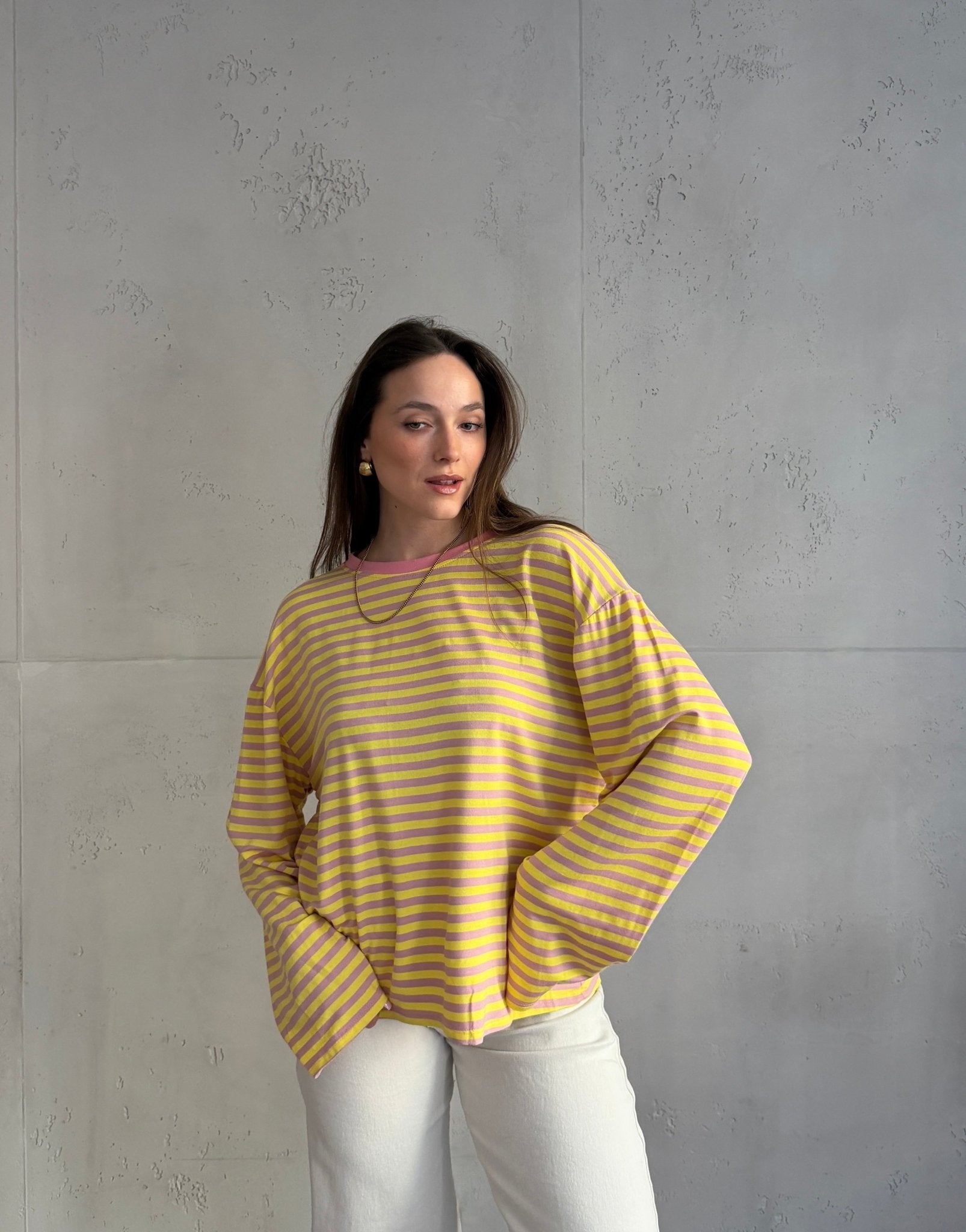 Gestreiftes Basic Longsleeve Shirt mit weitem Arm - Switch - Fashion