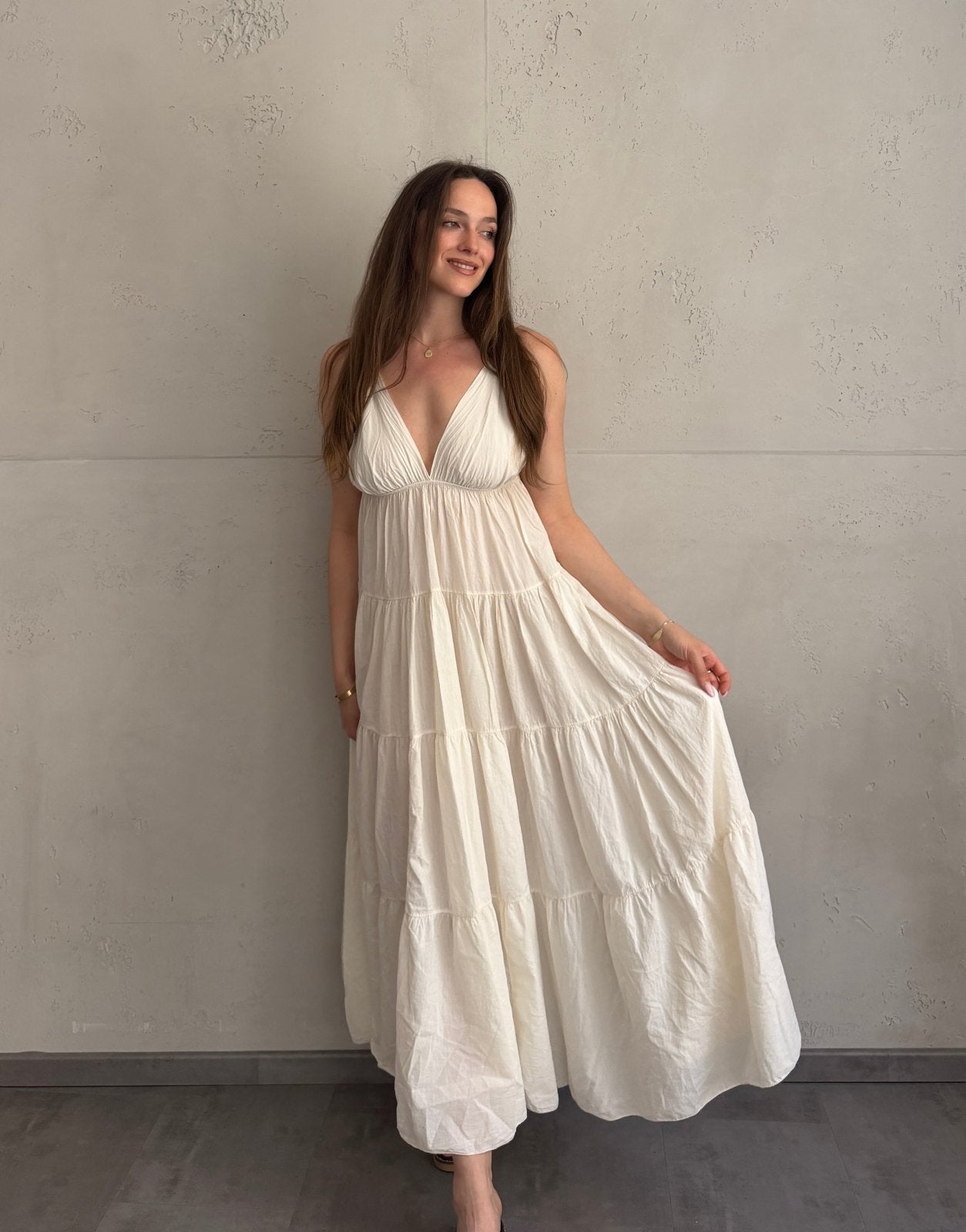 Gestuftes Maxi Kleid mit Spaghettiträgern – 100% Baumwolle in Offwhite - Switch - Fashion