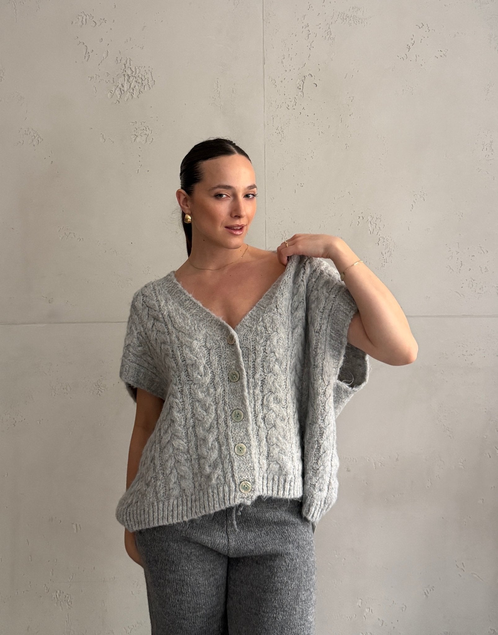 Grobstrick Pullunder mit Zopfmuster & Knopfleiste - Switch - Fashion