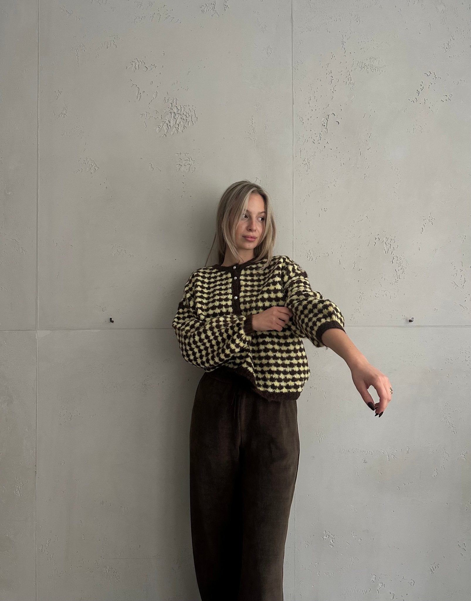 Houndstooth Strickjacke mit Perlenknöpfen - Switch - Fashion