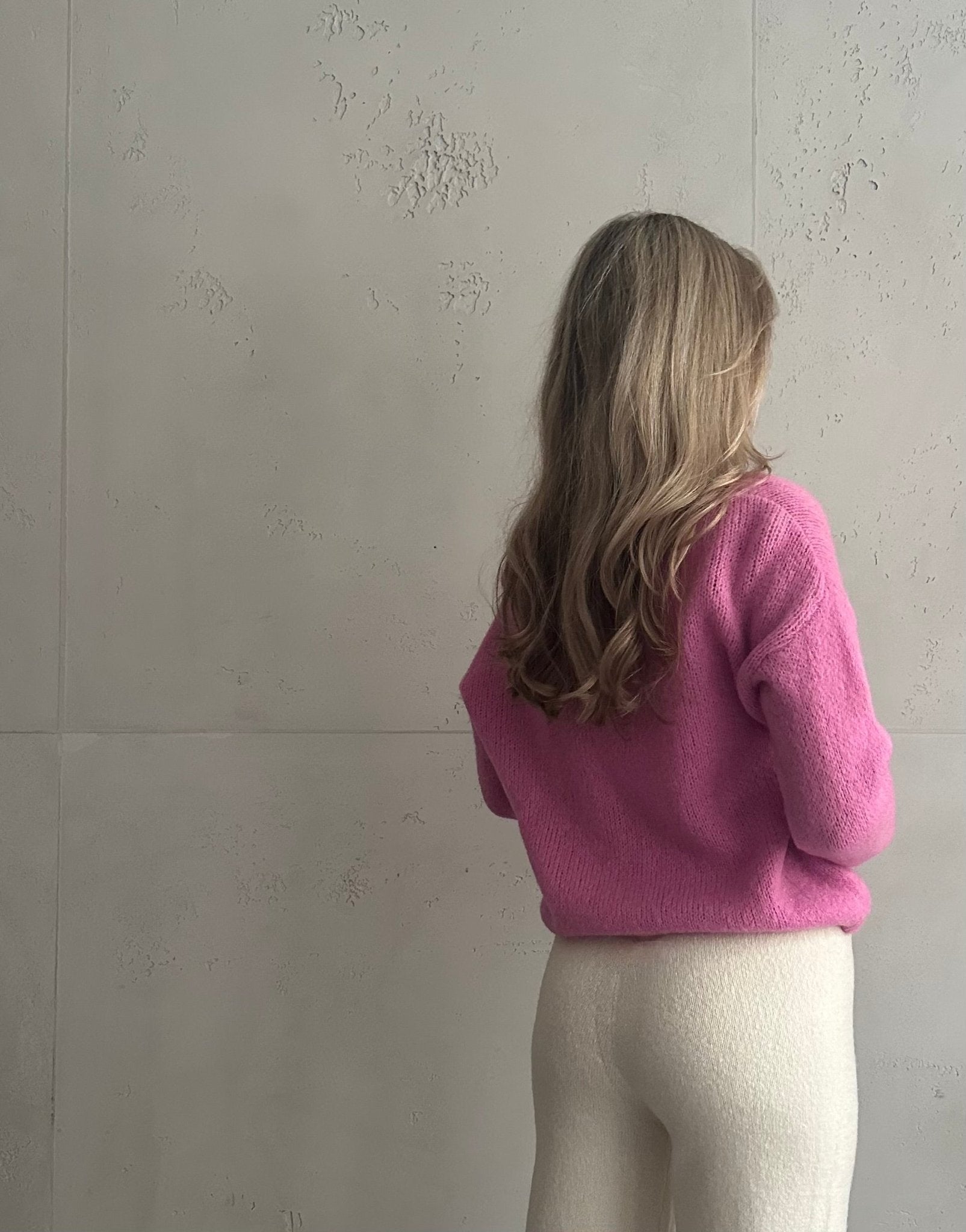 Kurze Mohair Strickjacke mit V - Ausschhnitt - Switch - Fashion