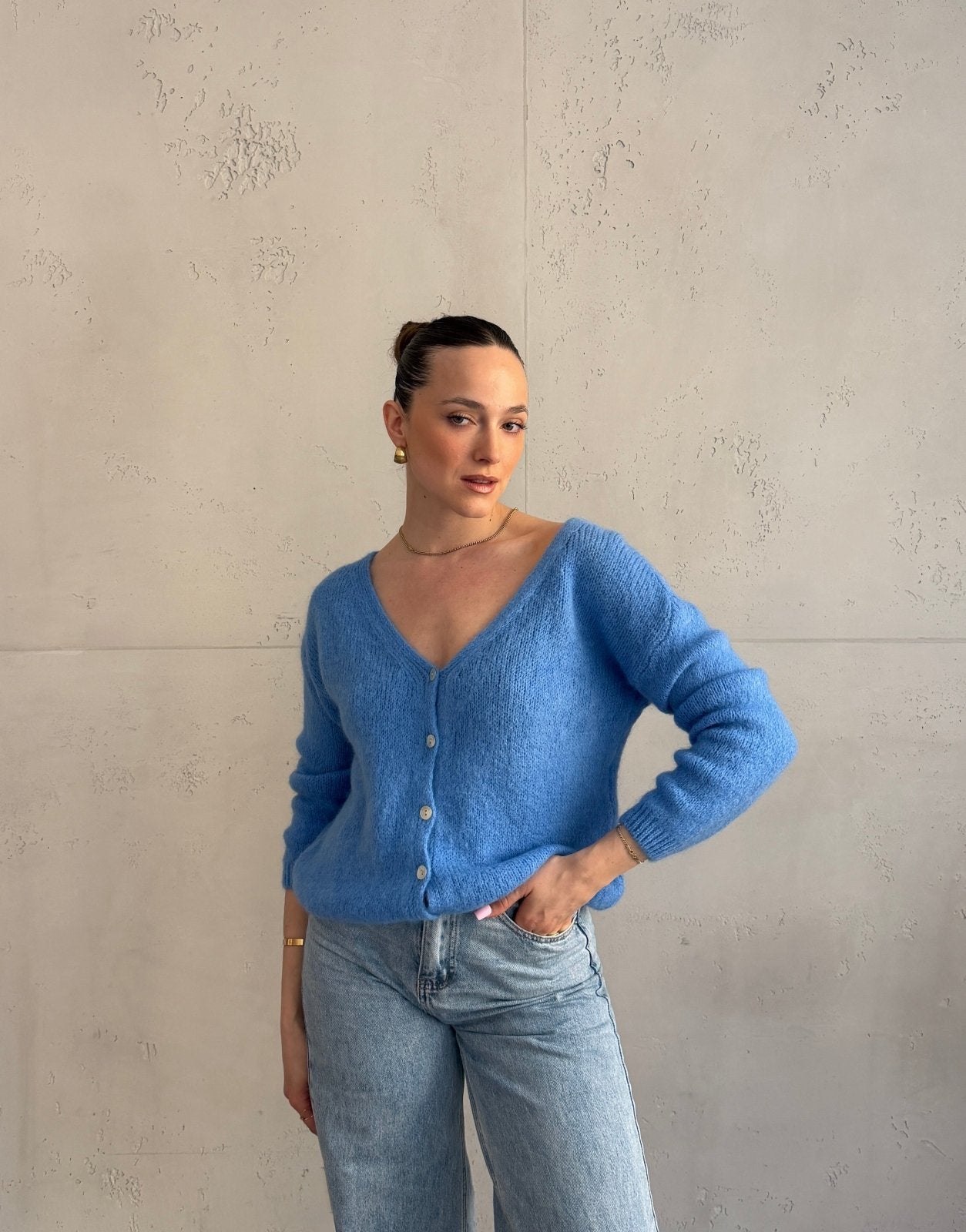 Kurze Mohair Strickjacke mit V - Ausschhnitt - Switch - Fashion