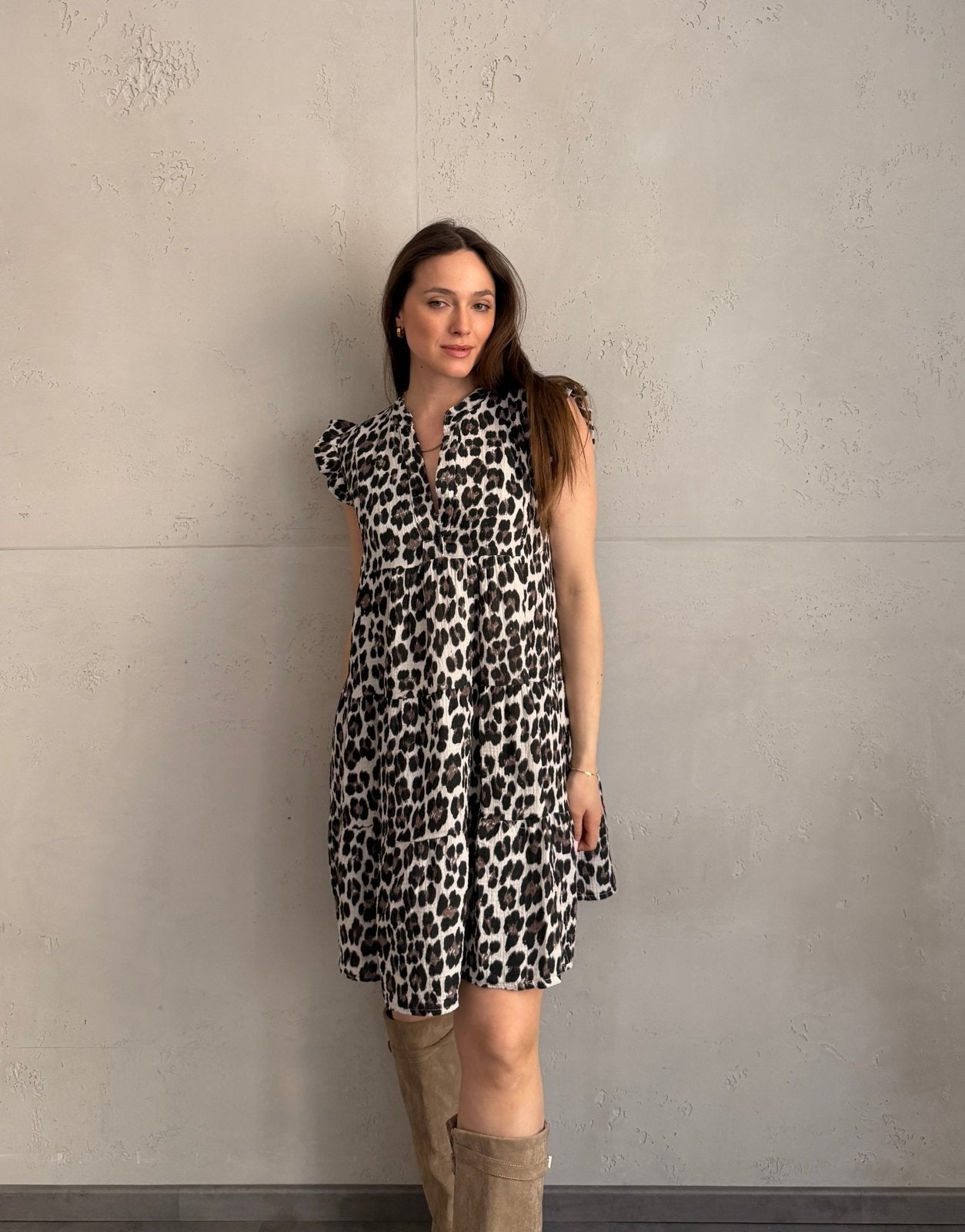 Kurzes Leo - Musselinkleid mit dezentem Rückenausschnitt - Switch - Fashion