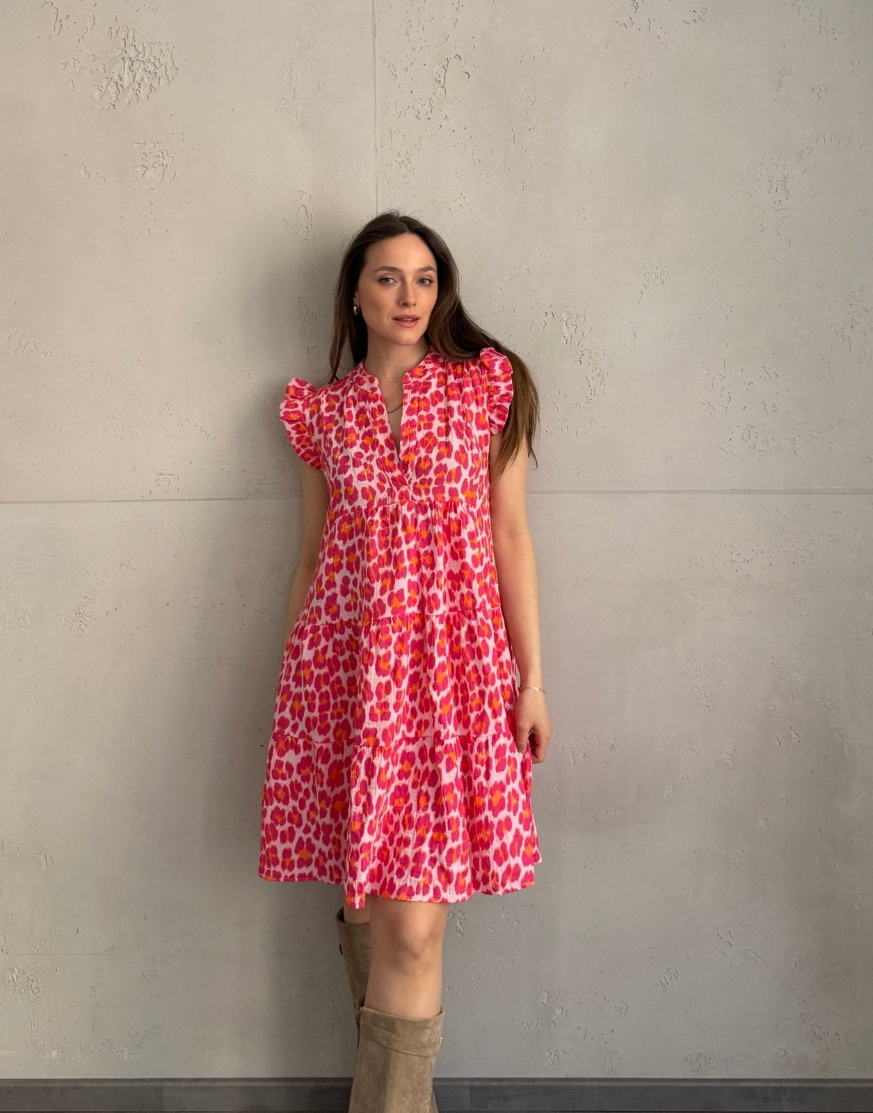 Kurzes Leo - Musselinkleid mit dezentem Rückenausschnitt - Switch - Fashion