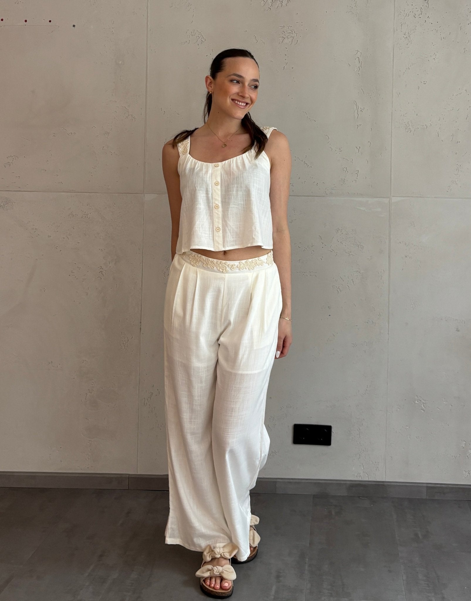 Leinen Hose mit Stickerei - Switch - Fashion