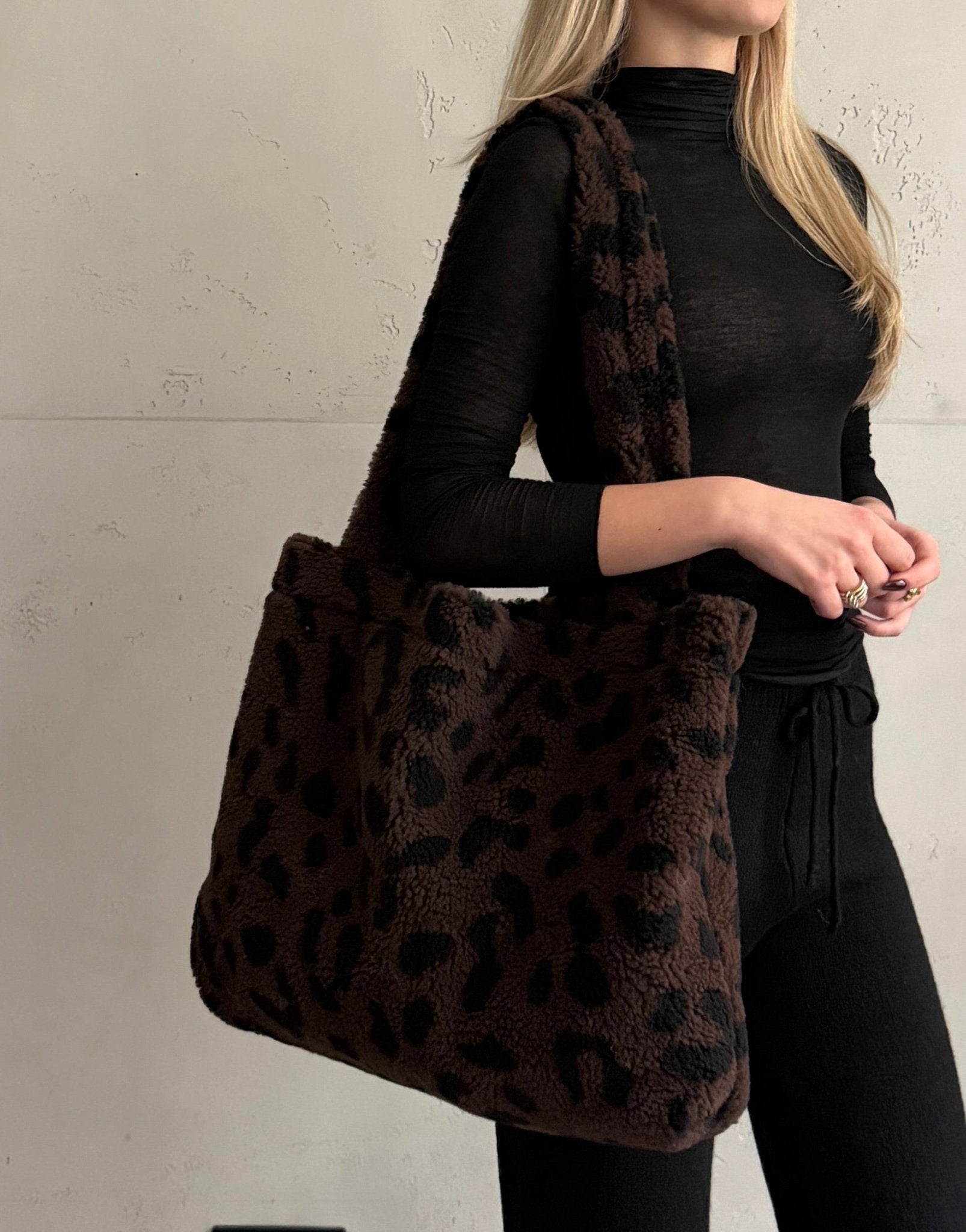 Leo Teddy Shopper - Switch - Fashion