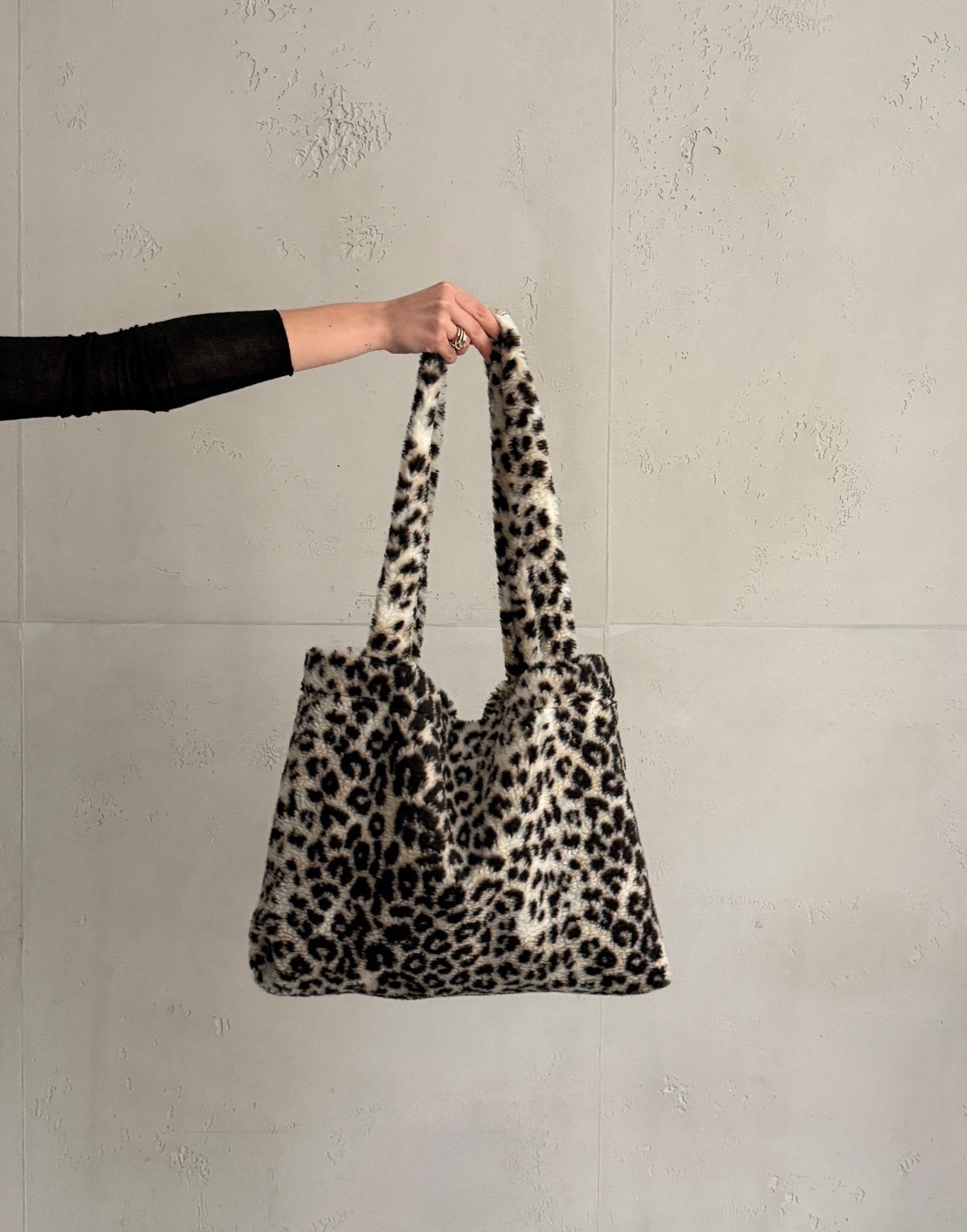 Leo Teddy Shopper - Switch - Fashion