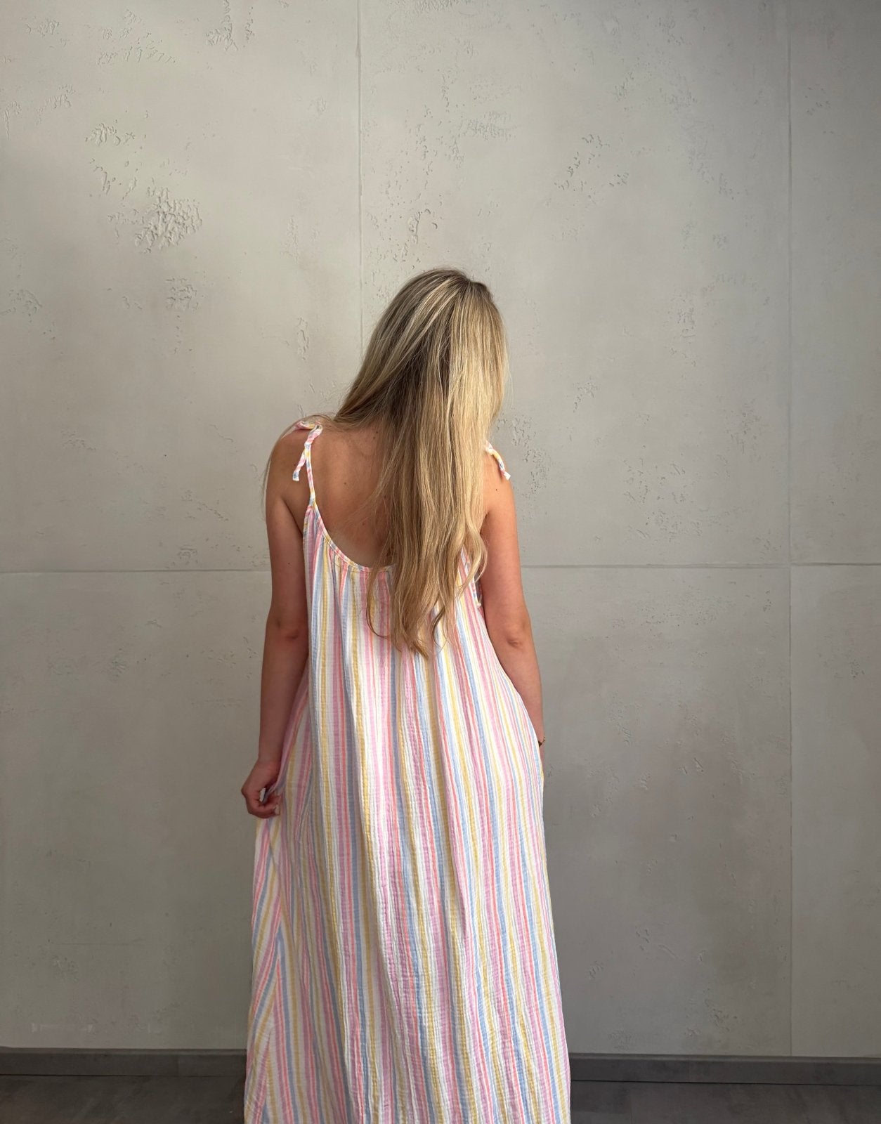 Musselin Maxikleid mit Pastellstreifen & Spaghettiträgern – 100% Baumwolle - Switch - Fashion